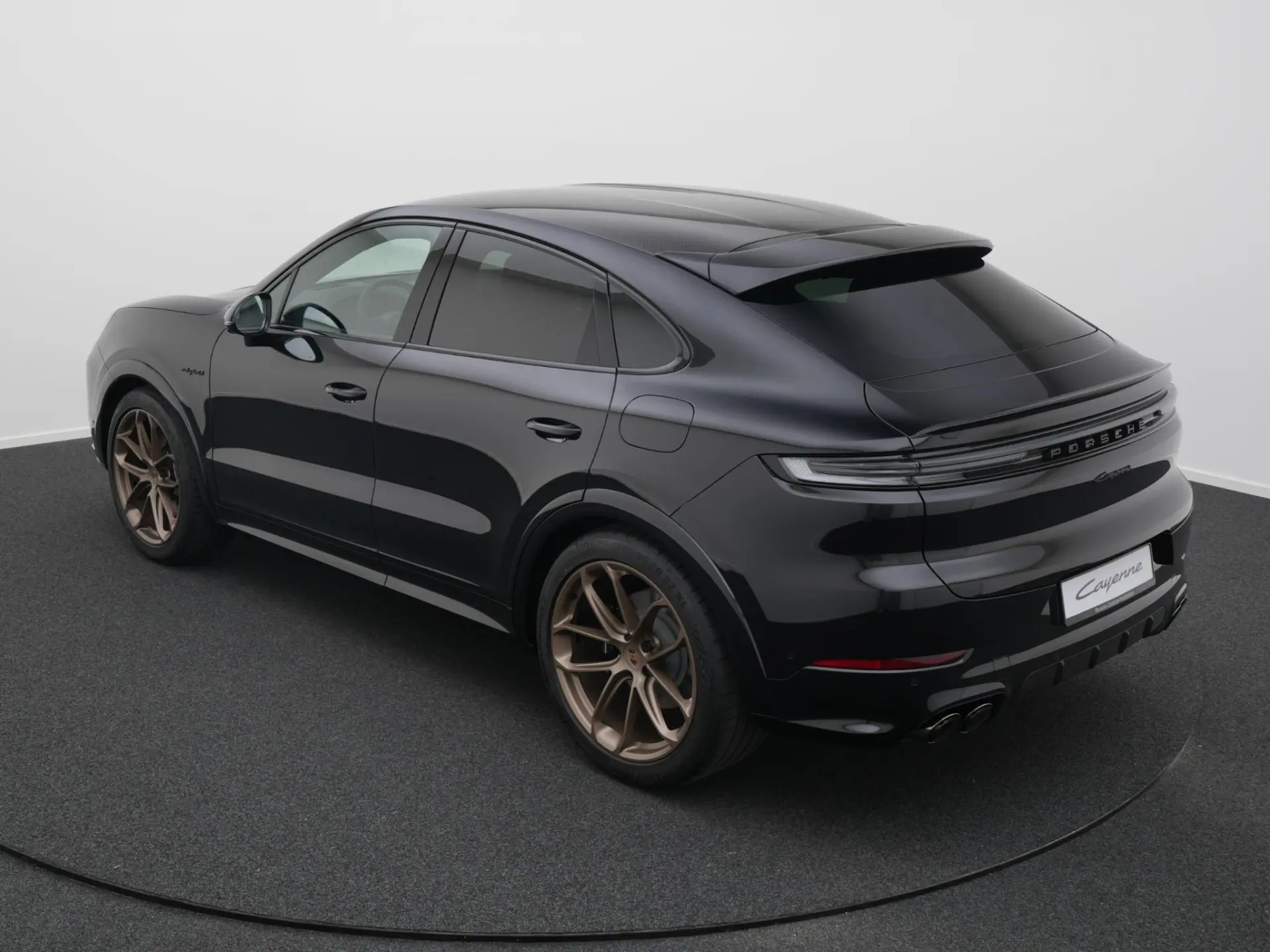 Cayenne E-Hybrid Black Edition Coupé