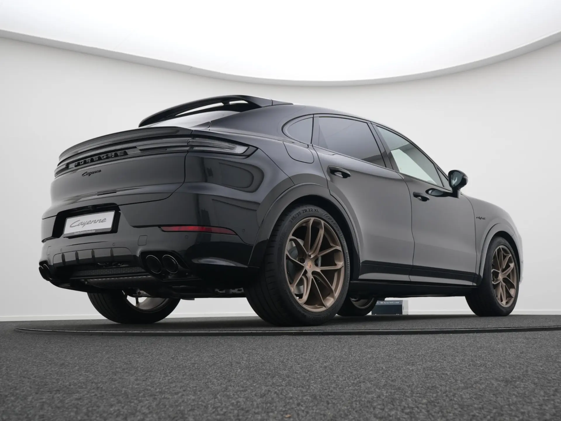 Cayenne E-Hybrid Black Edition Coupé