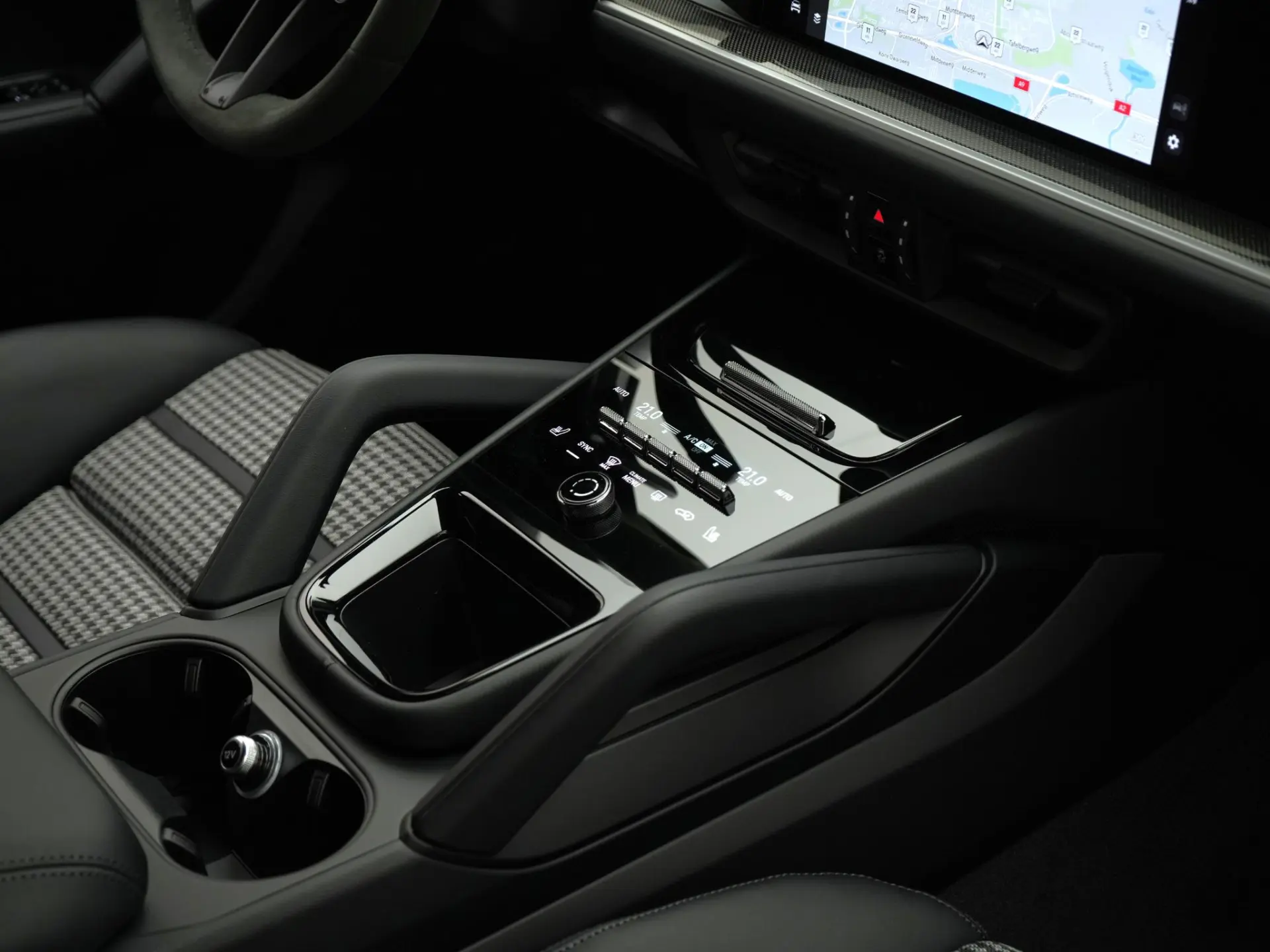 Cayenne E-Hybrid Black Edition Coupé