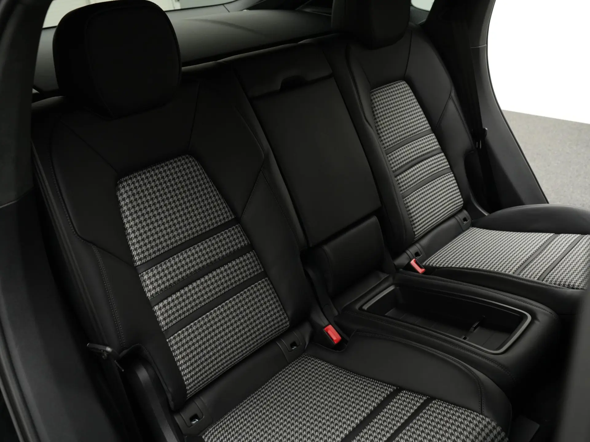 Cayenne E-Hybrid Black Edition Coupé