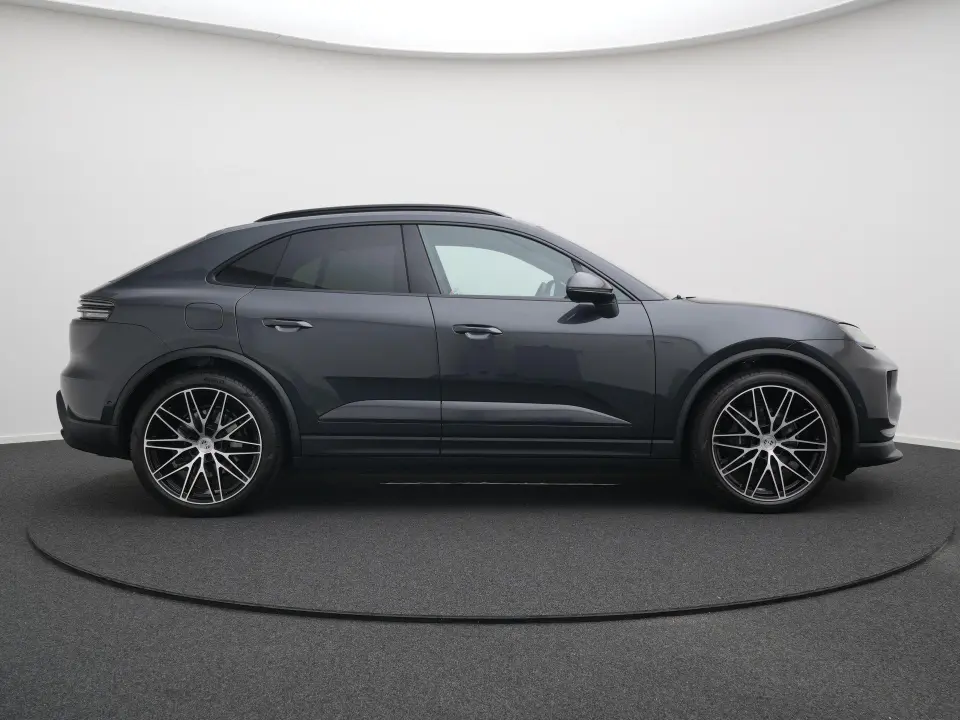 Macan 4