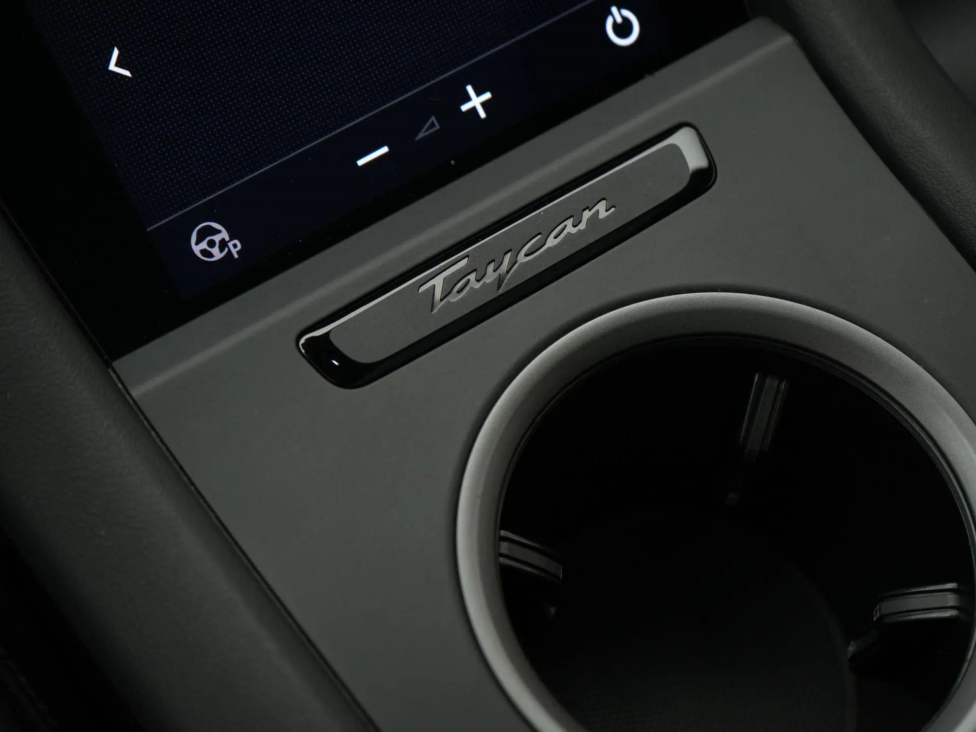 Taycan 4 Cross Turismo