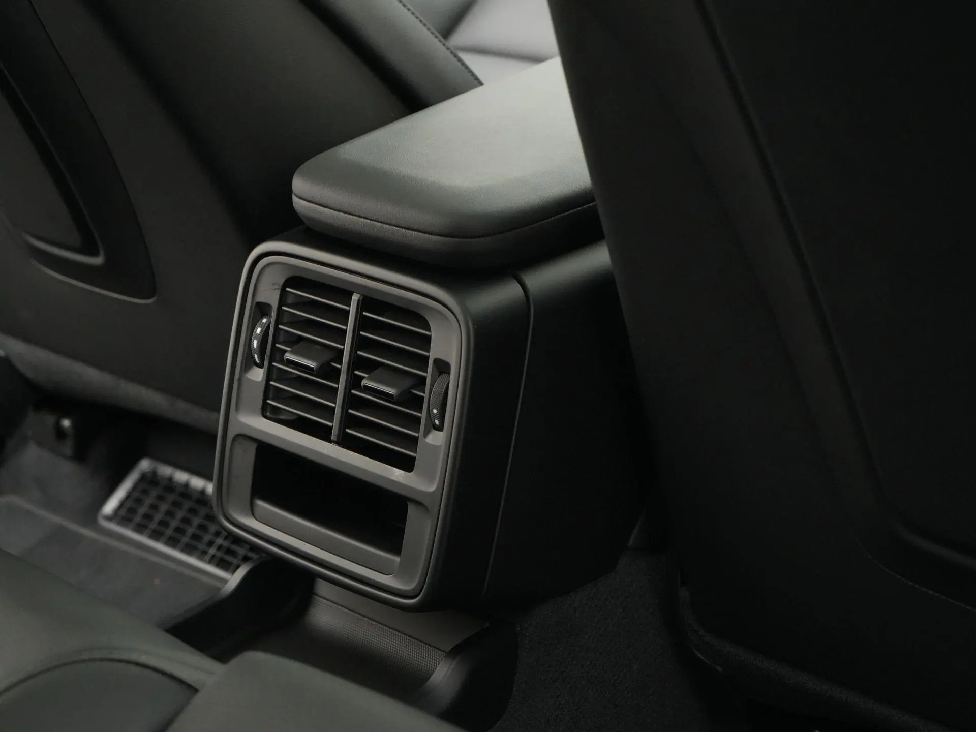 Taycan 4 Cross Turismo