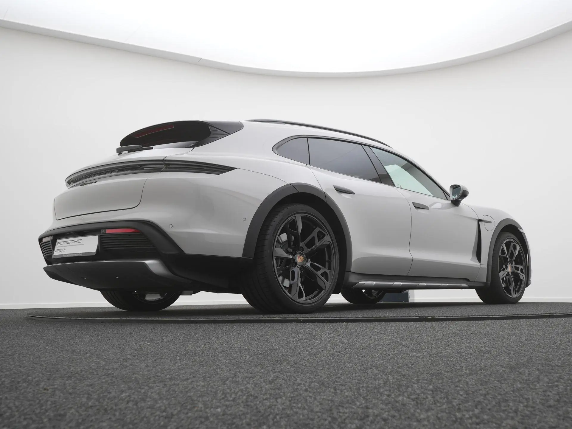 Taycan 4 Cross Turismo