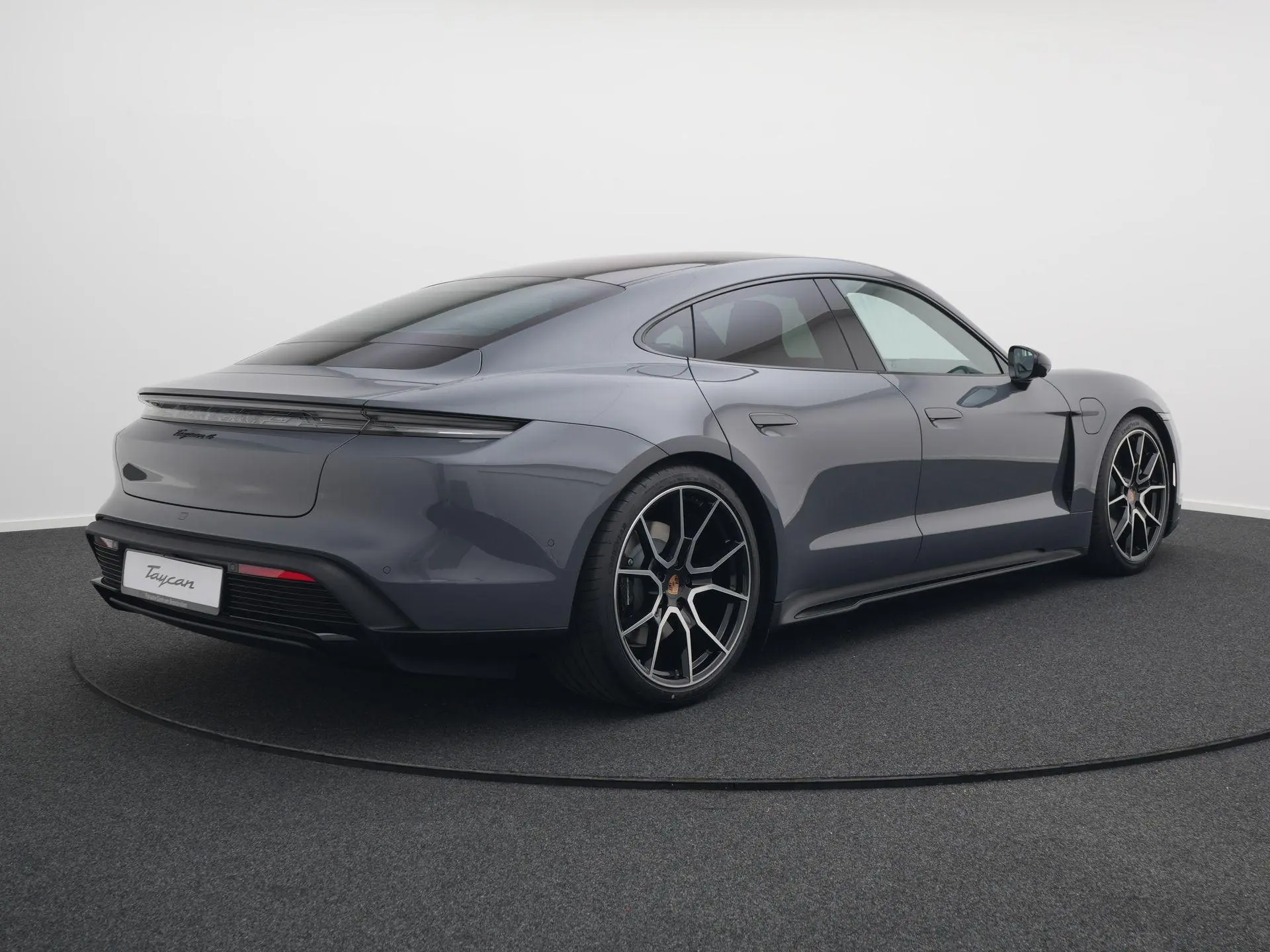 Taycan 4 Black Edition