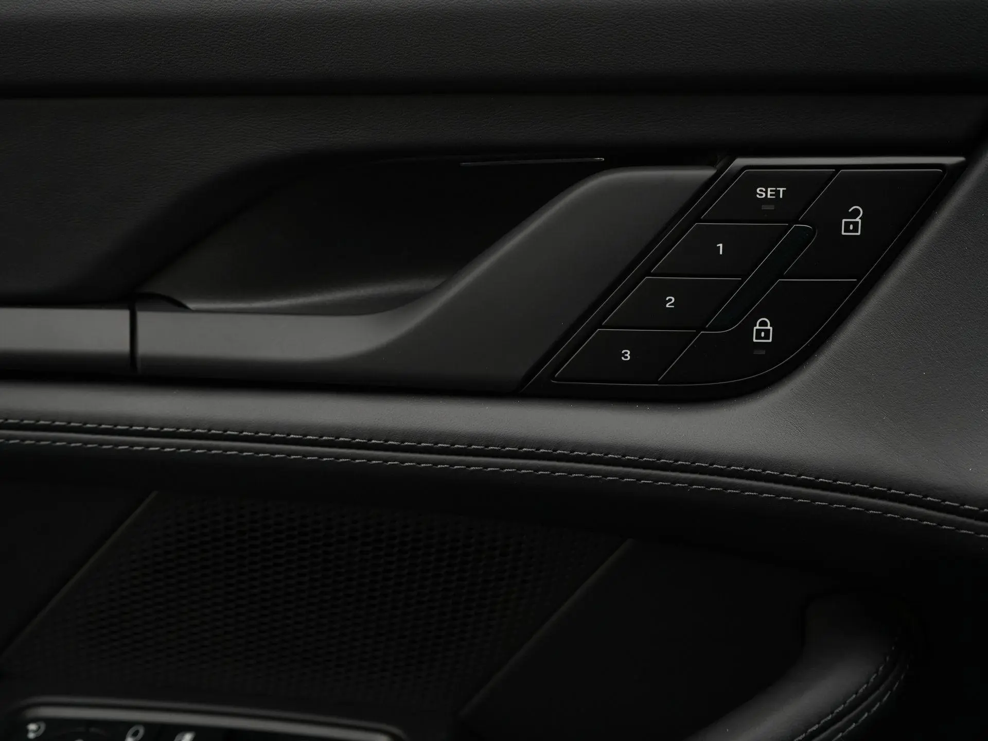 Taycan 4 Black Edition