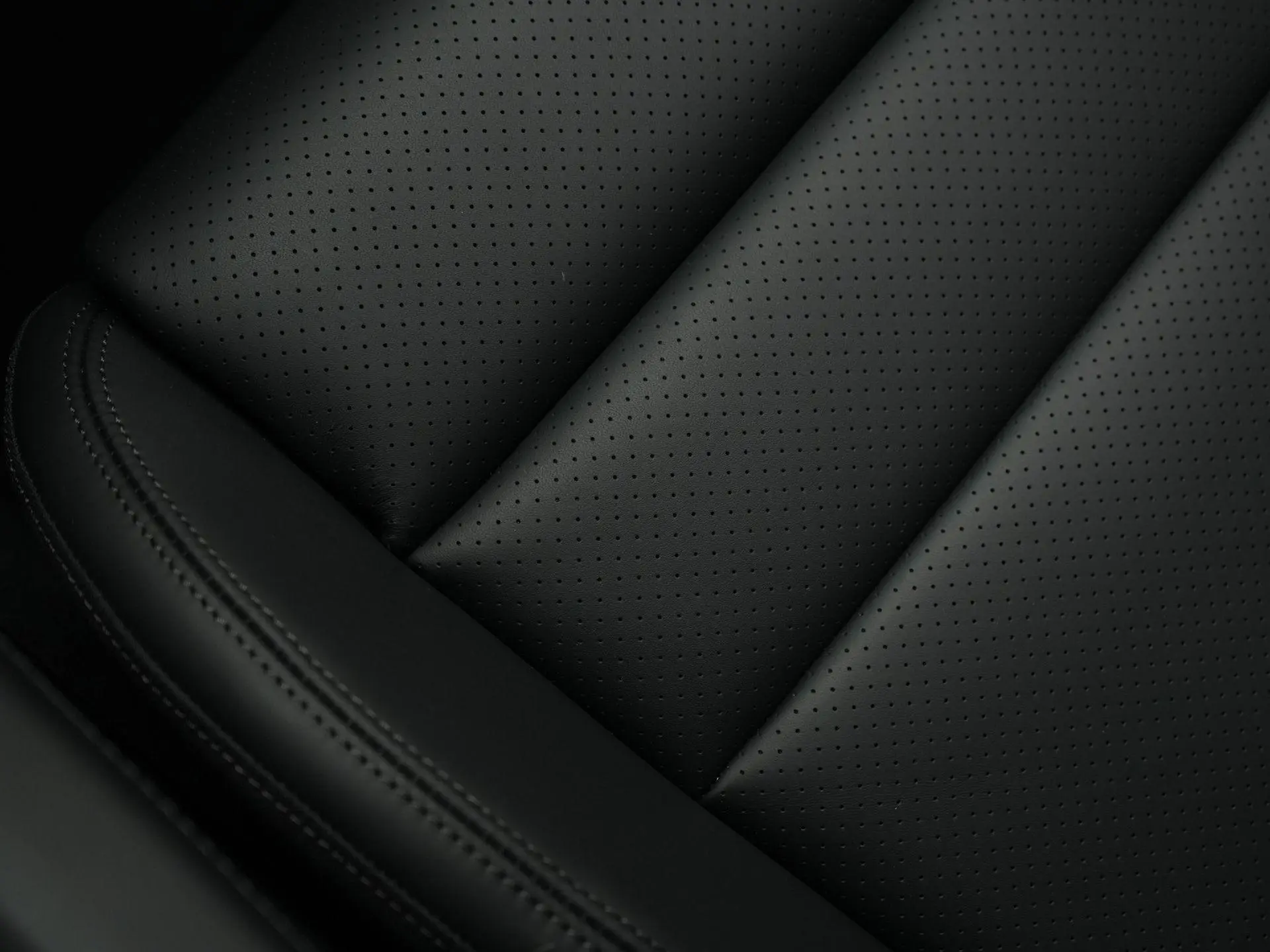 Taycan 4 Black Edition