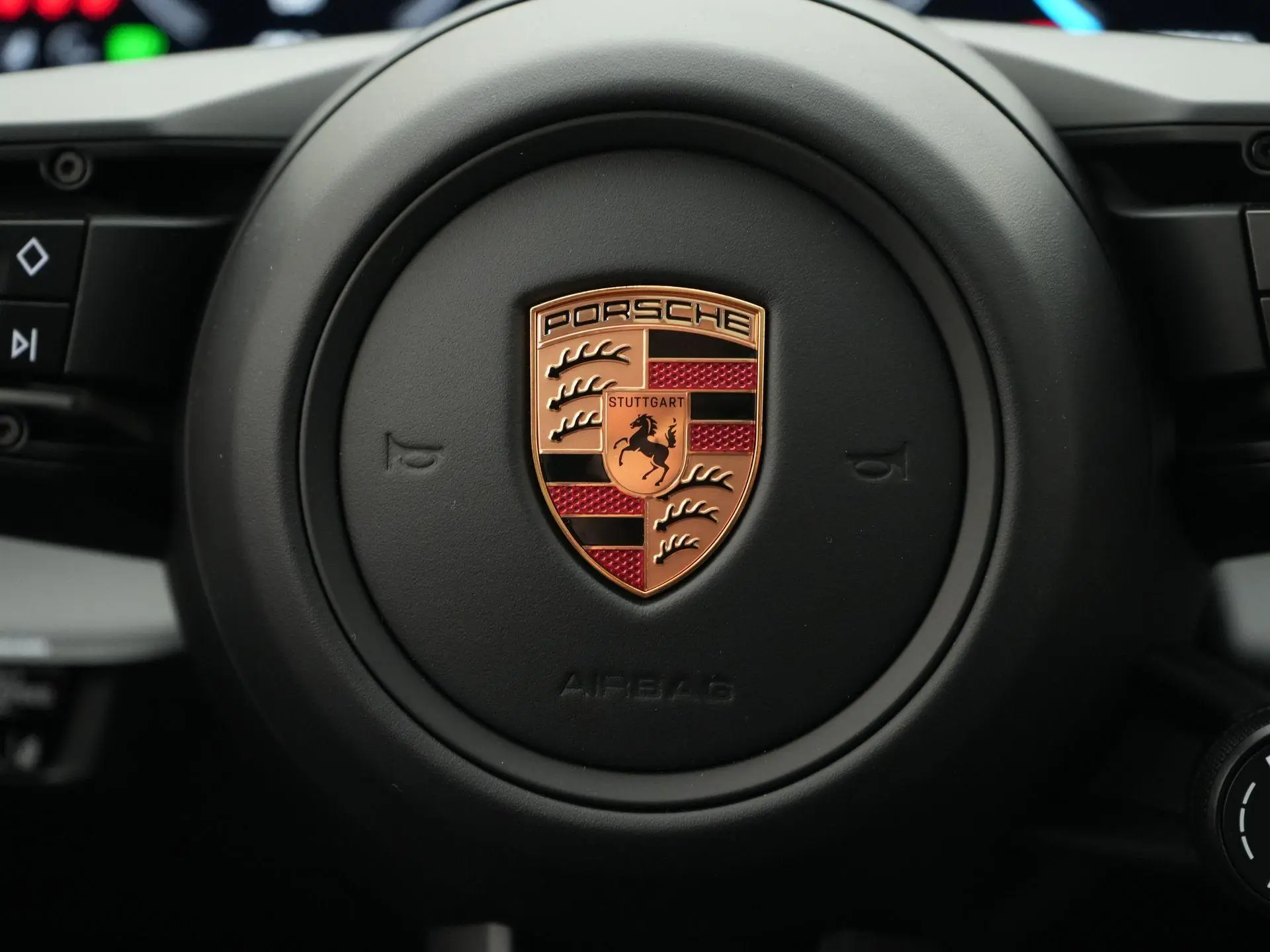 Taycan 4 Black Edition