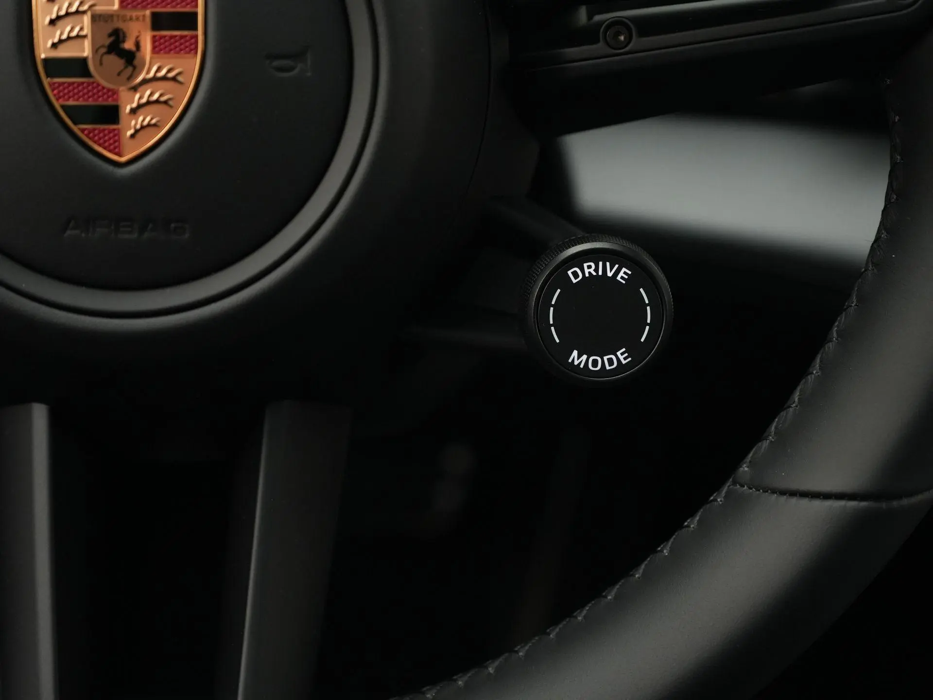 Taycan 4 Black Edition