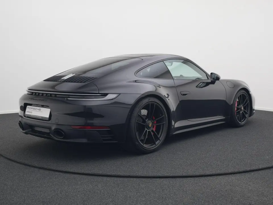 911 Carrera 4 GTS