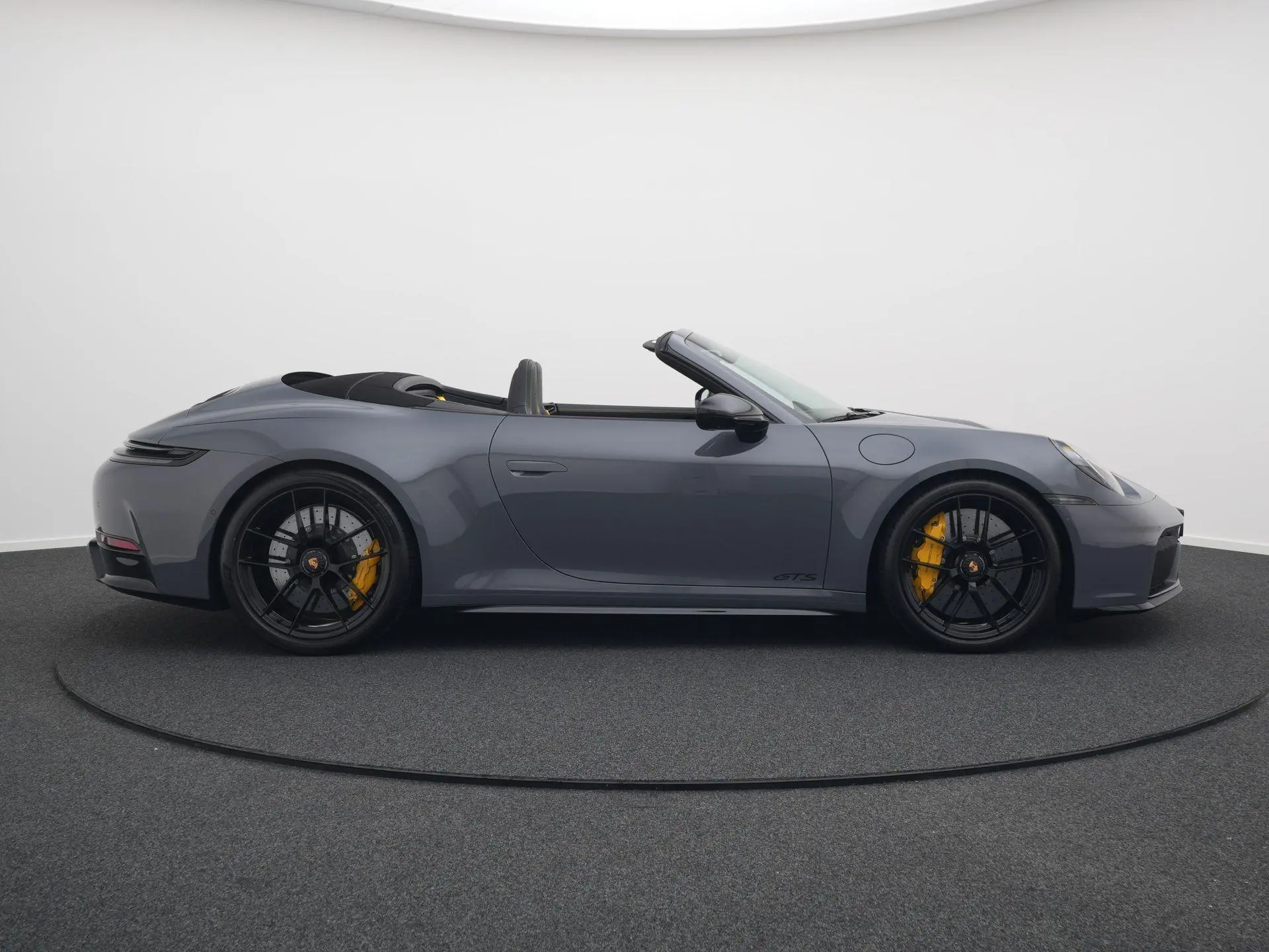 911 Carrera 4 GTS Cabriolet