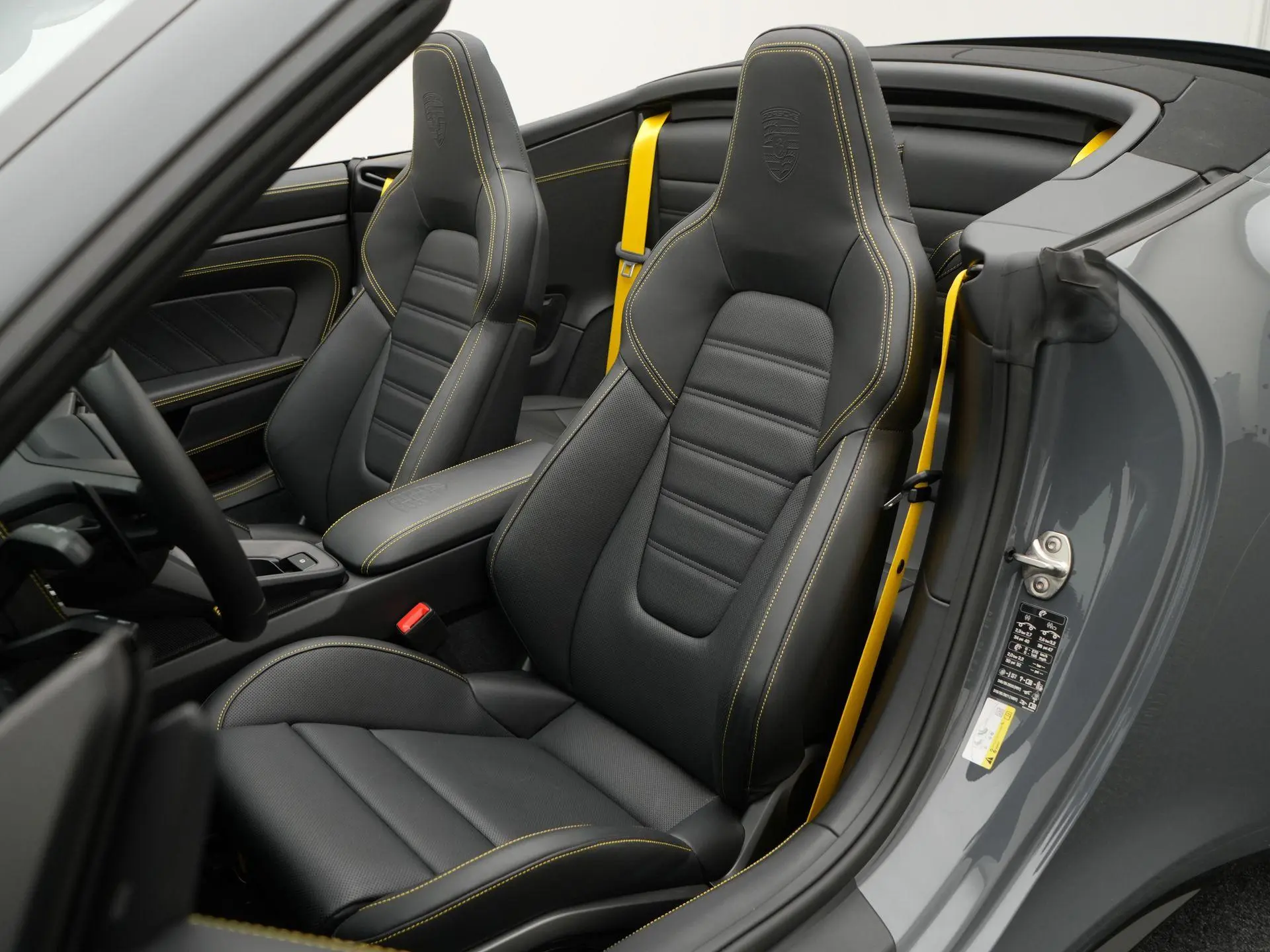 911 Carrera 4 GTS Cabriolet