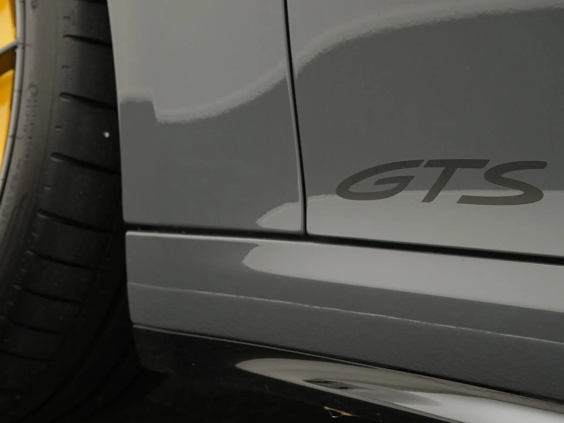 911 Carrera 4 GTS Cabriolet