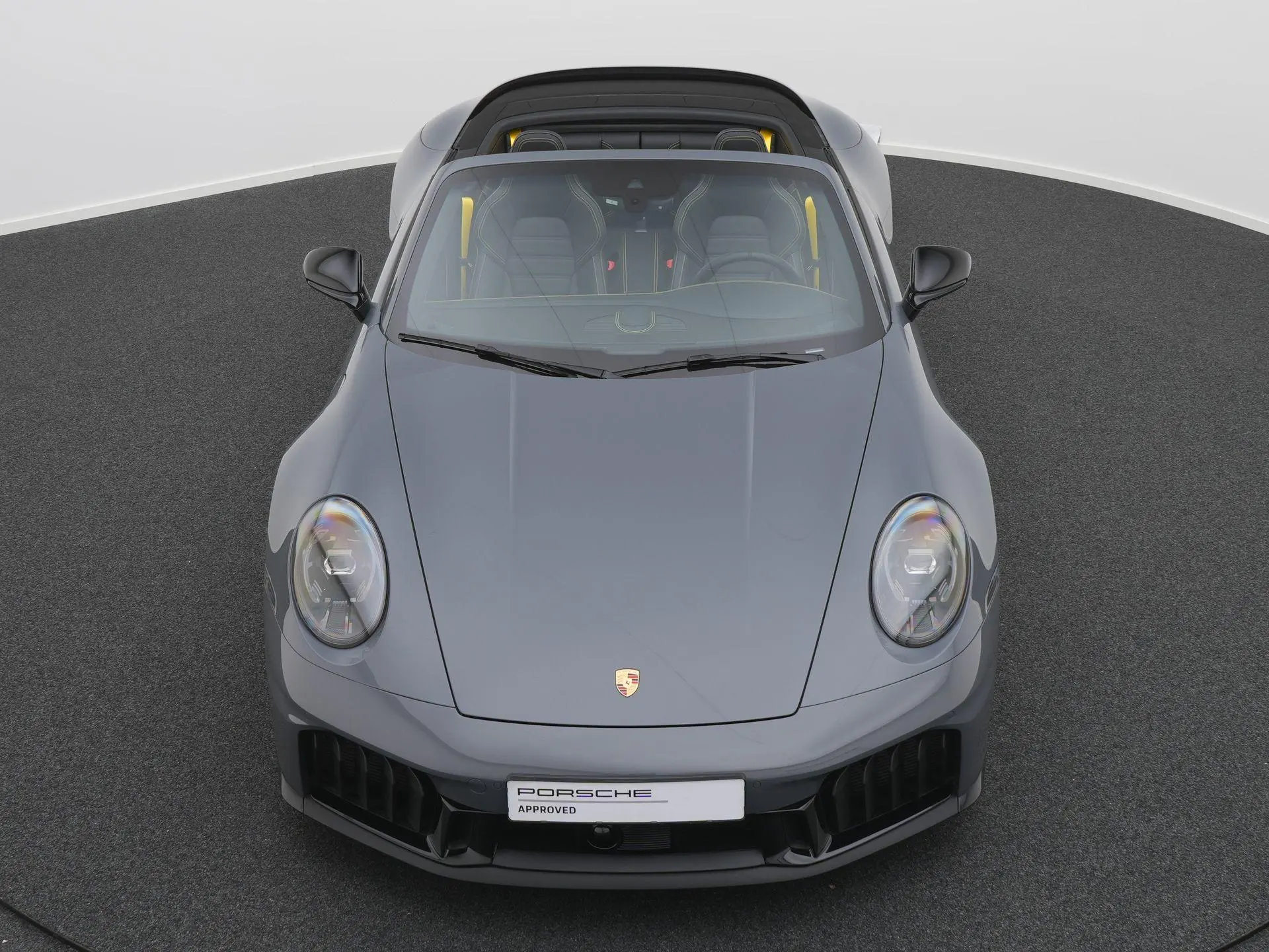 911 Carrera 4 GTS Cabriolet