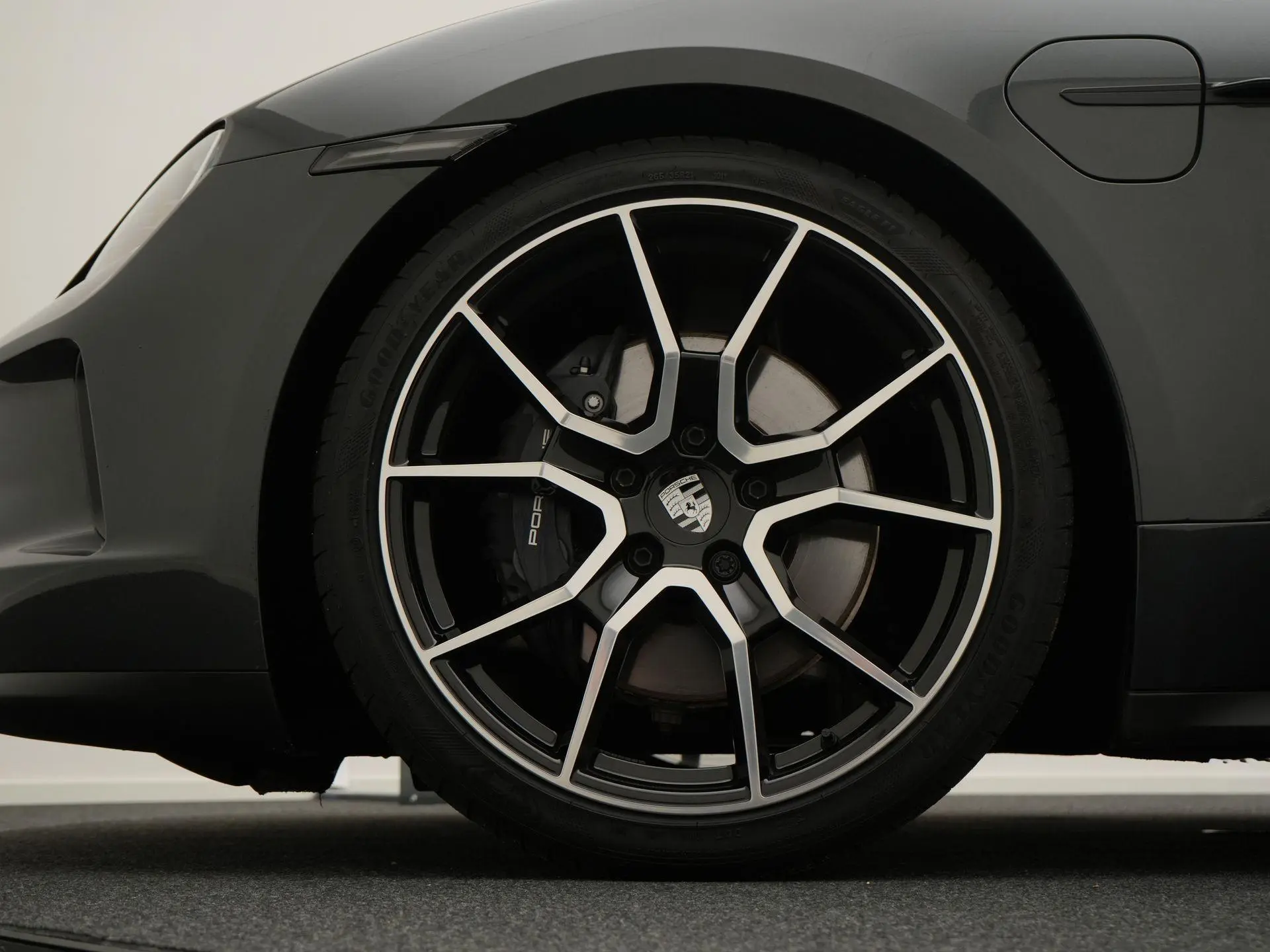 Taycan Sport Tursimo Performance