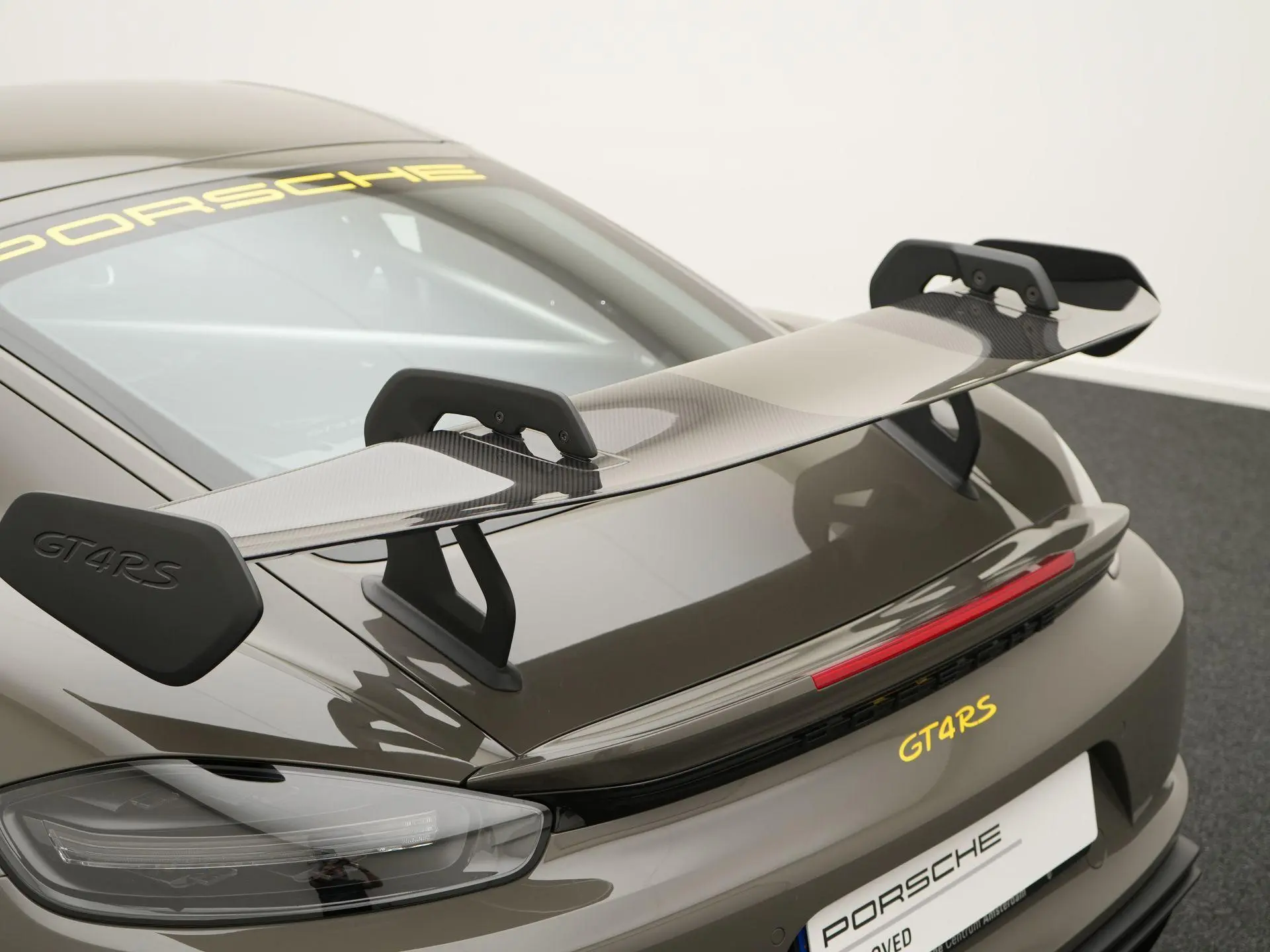 718 Cayman GT4 RS