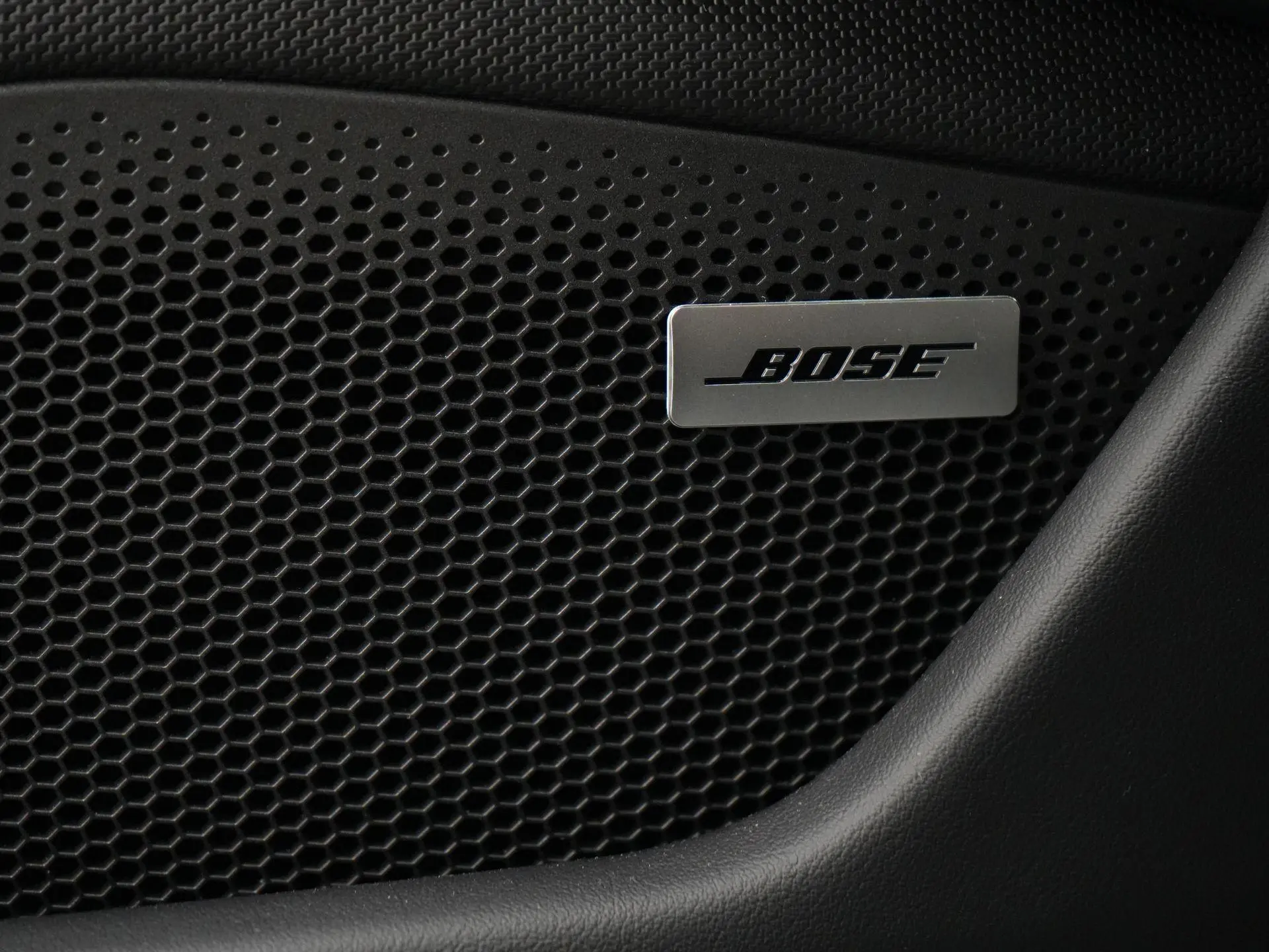 Taycan 4 Cross Turismo