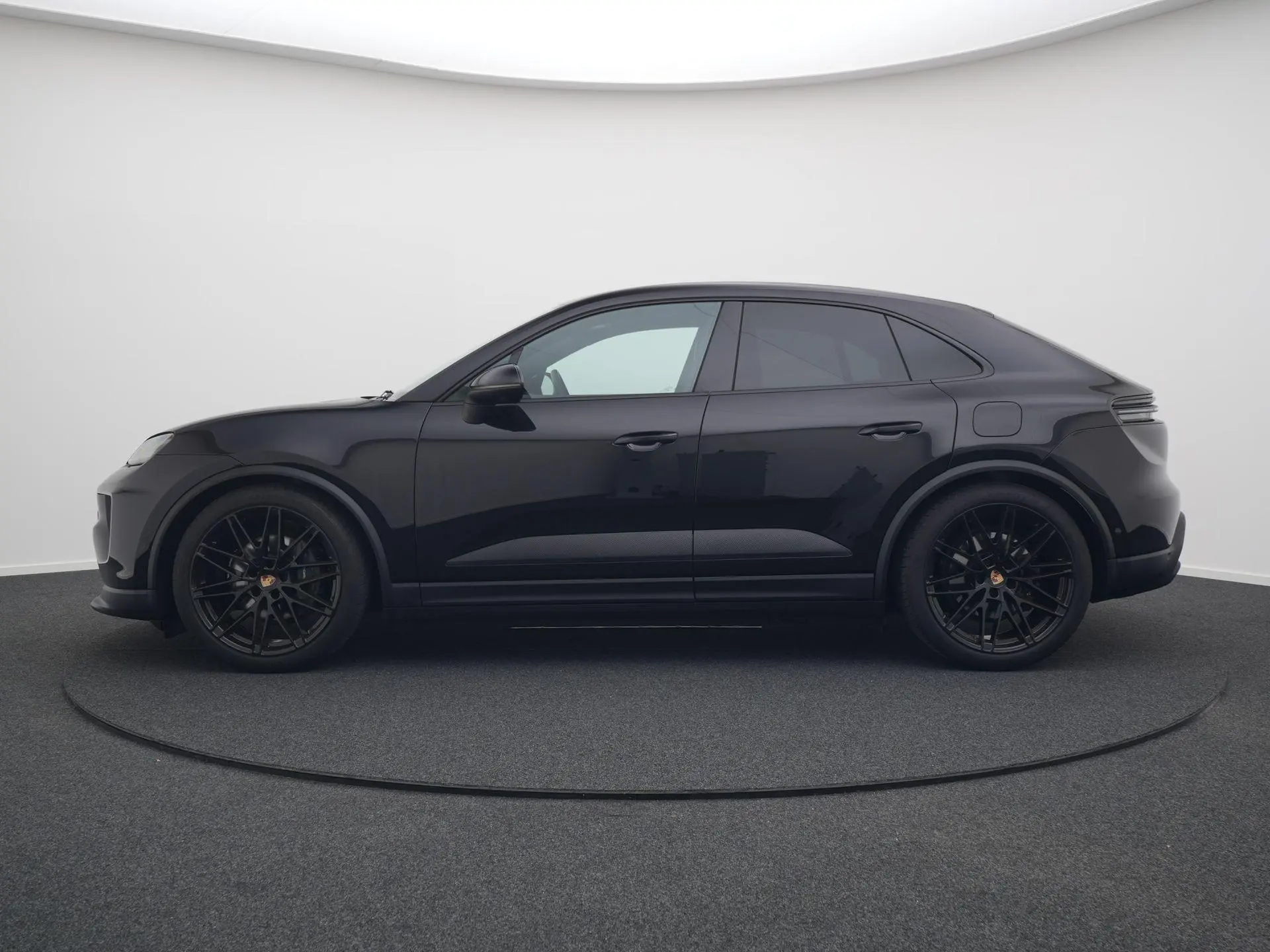 Macan 4