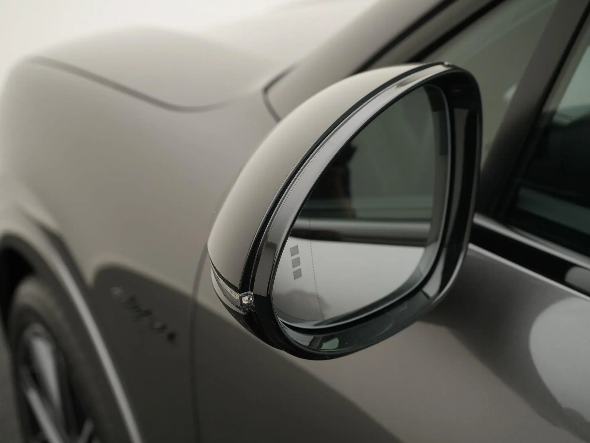 Cayenne E-Hybrid Black Edition Coupé