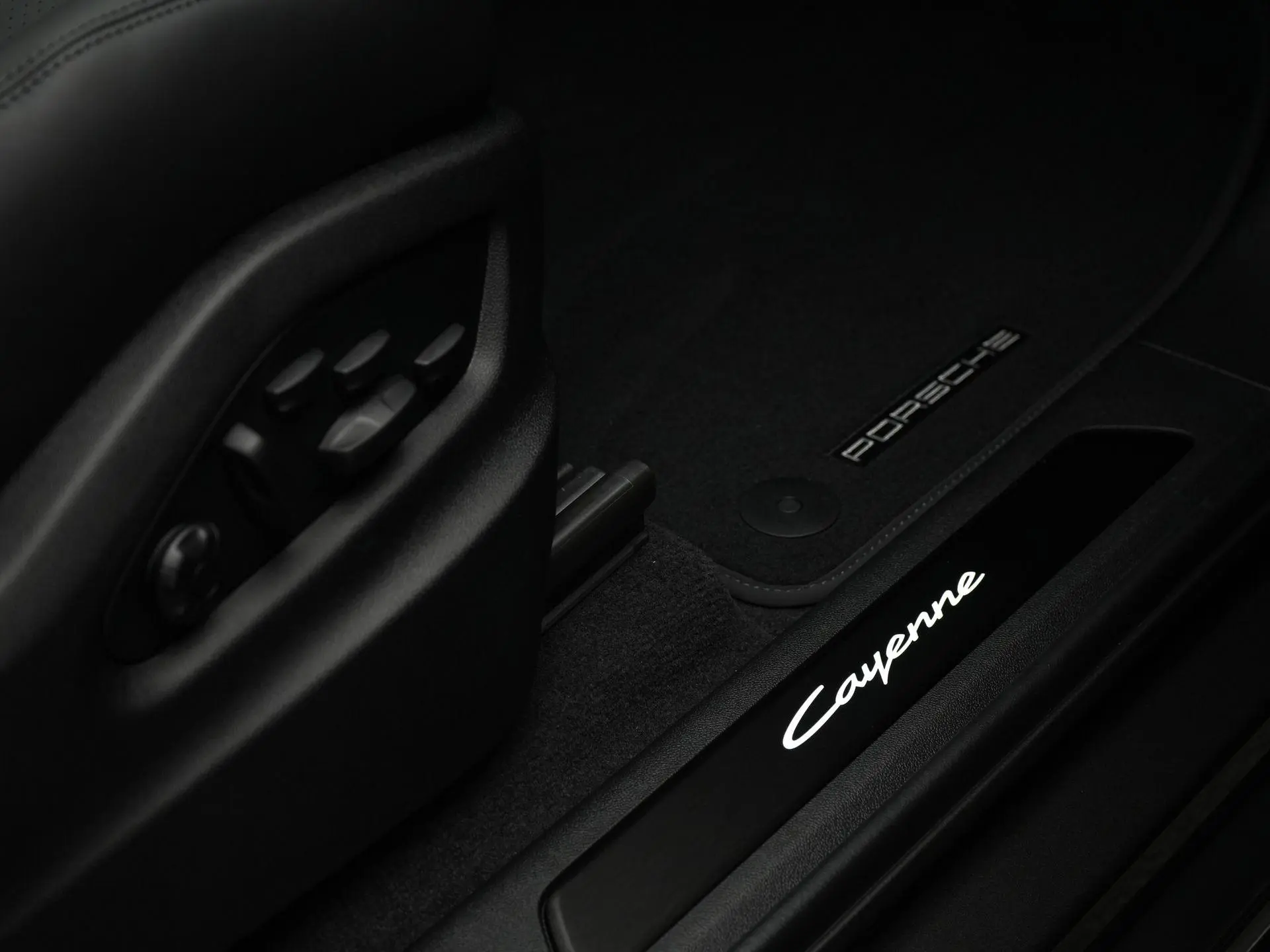 Cayenne E-Hybrid Black Edition Coupé