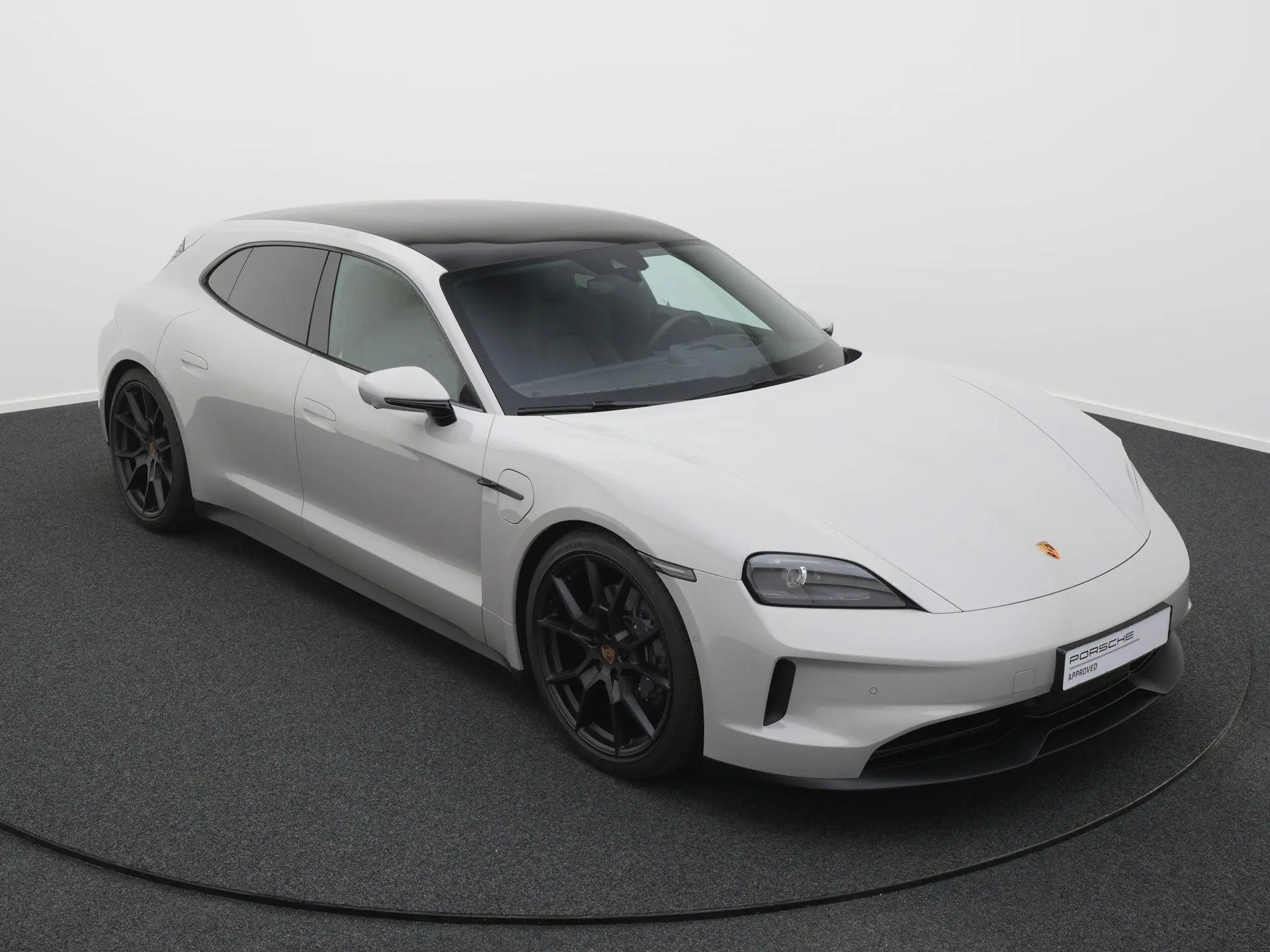 Taycan Sport Tursimo