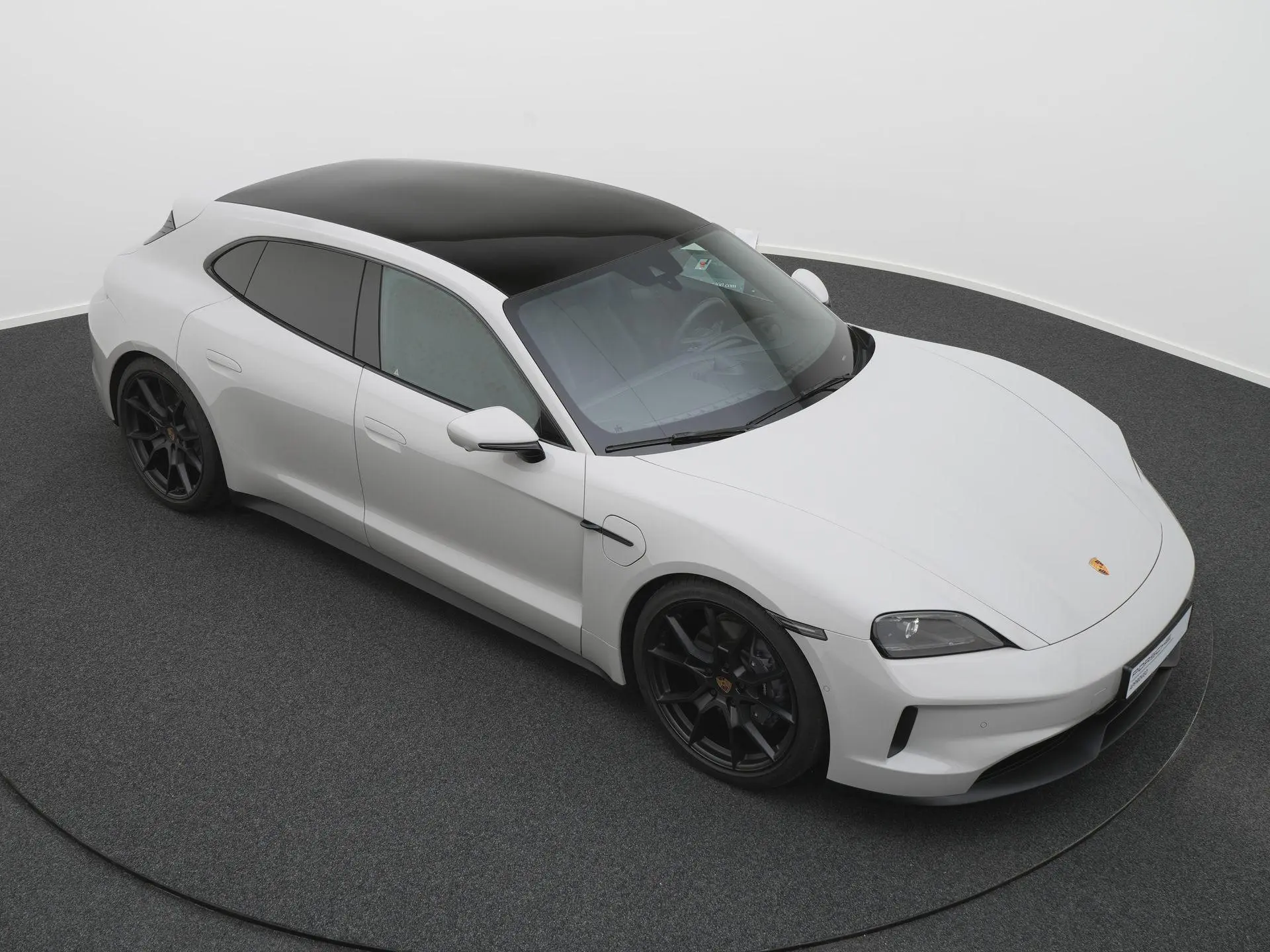 Taycan Sport Tursimo