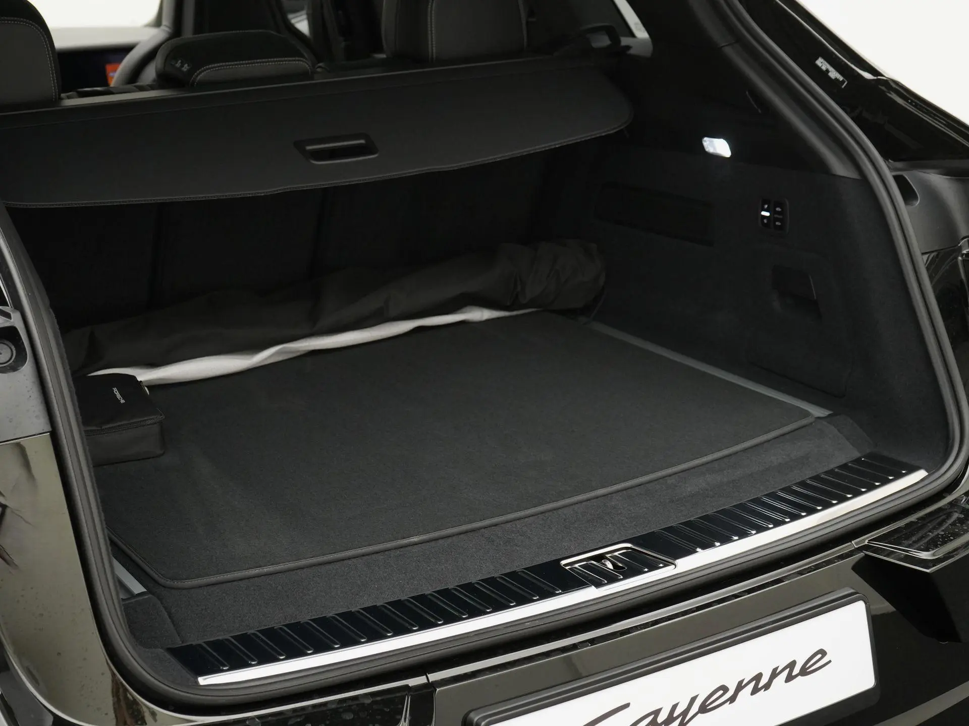 Cayenne Turbo E-Hybrid