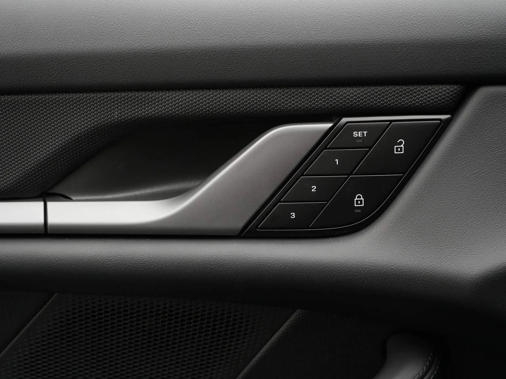 Taycan 4 Cross Turismo