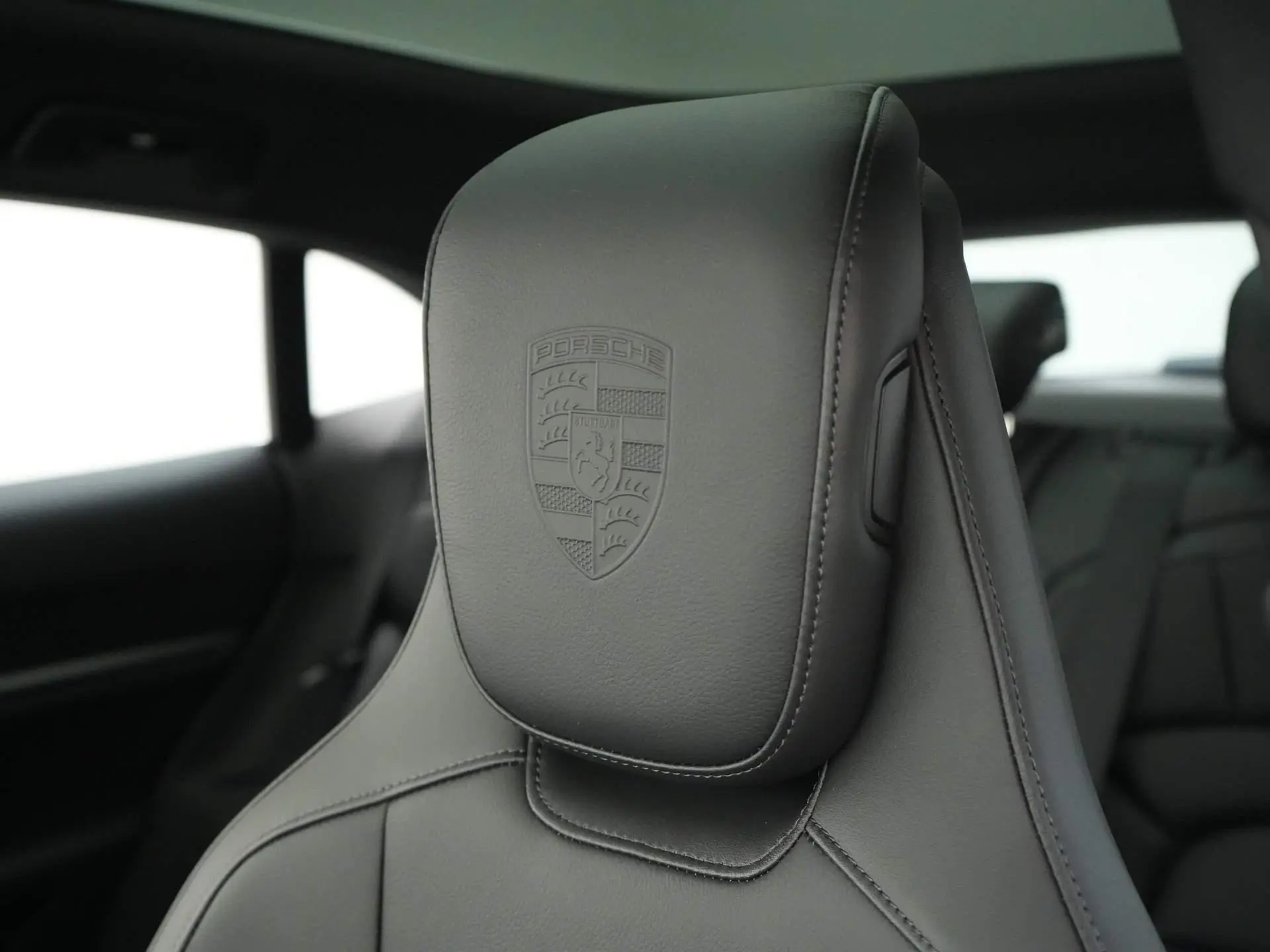 Taycan 4 Cross Turismo