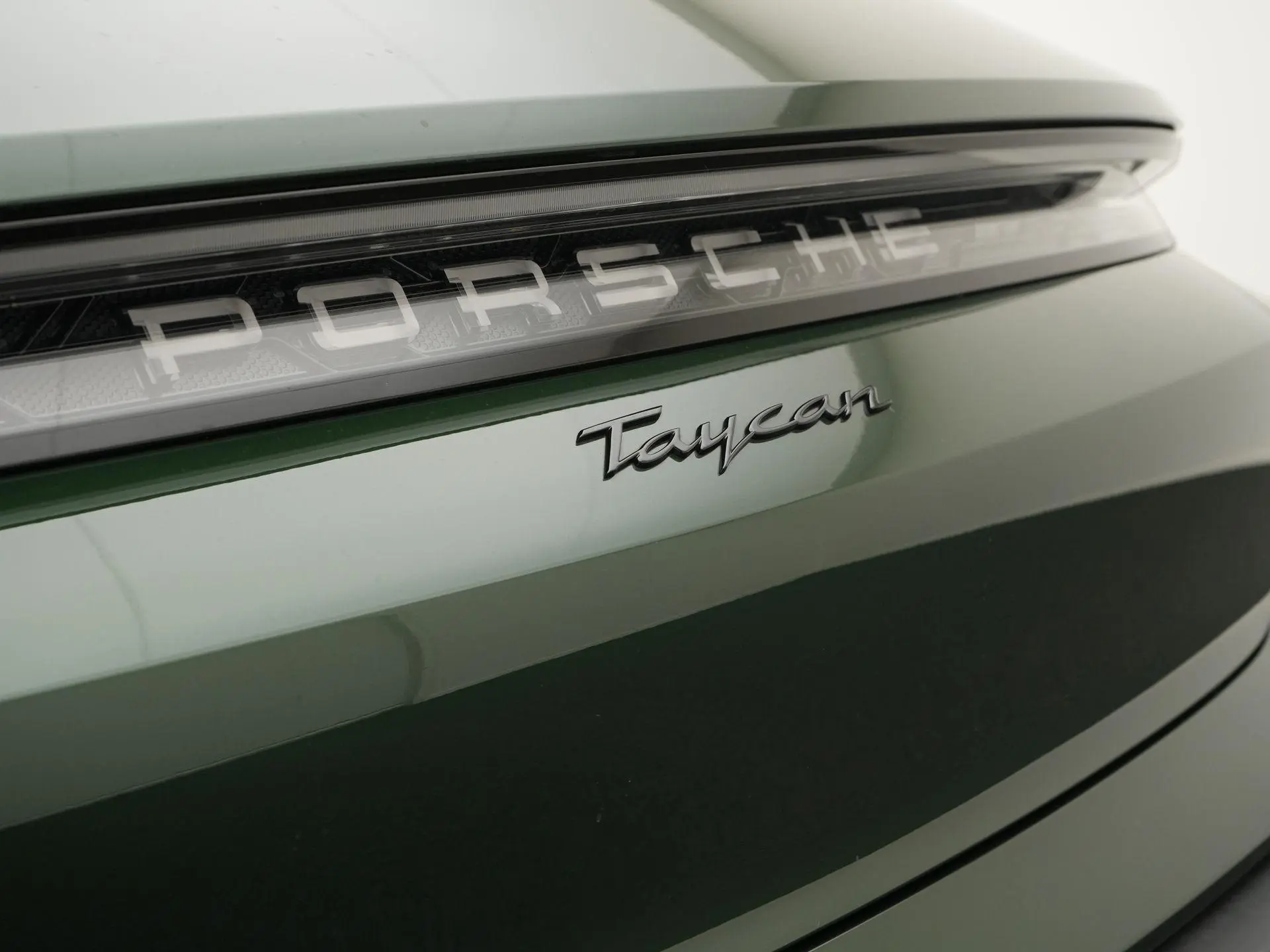 Taycan Sport Tursimo