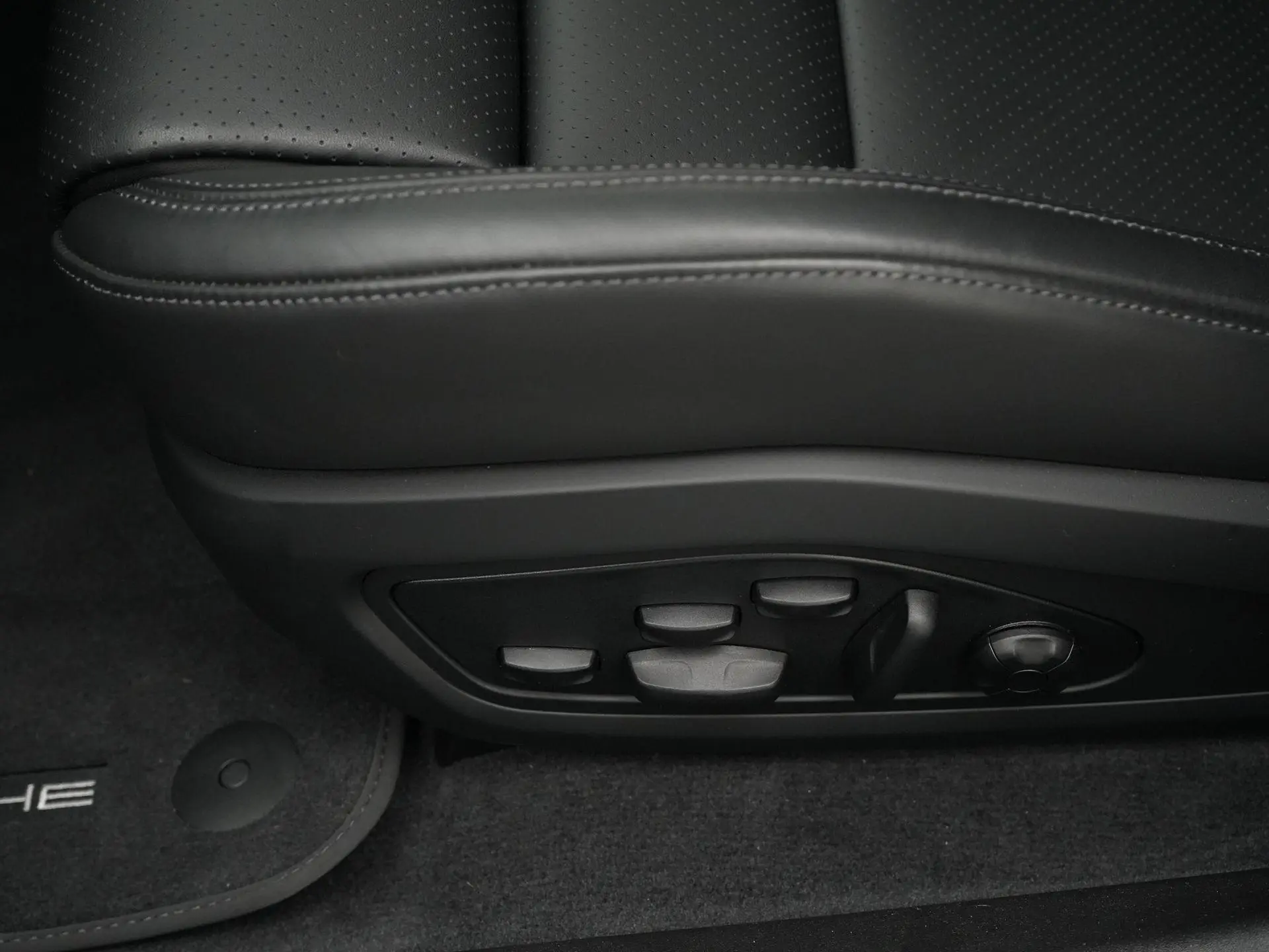 Taycan Sport Tursimo