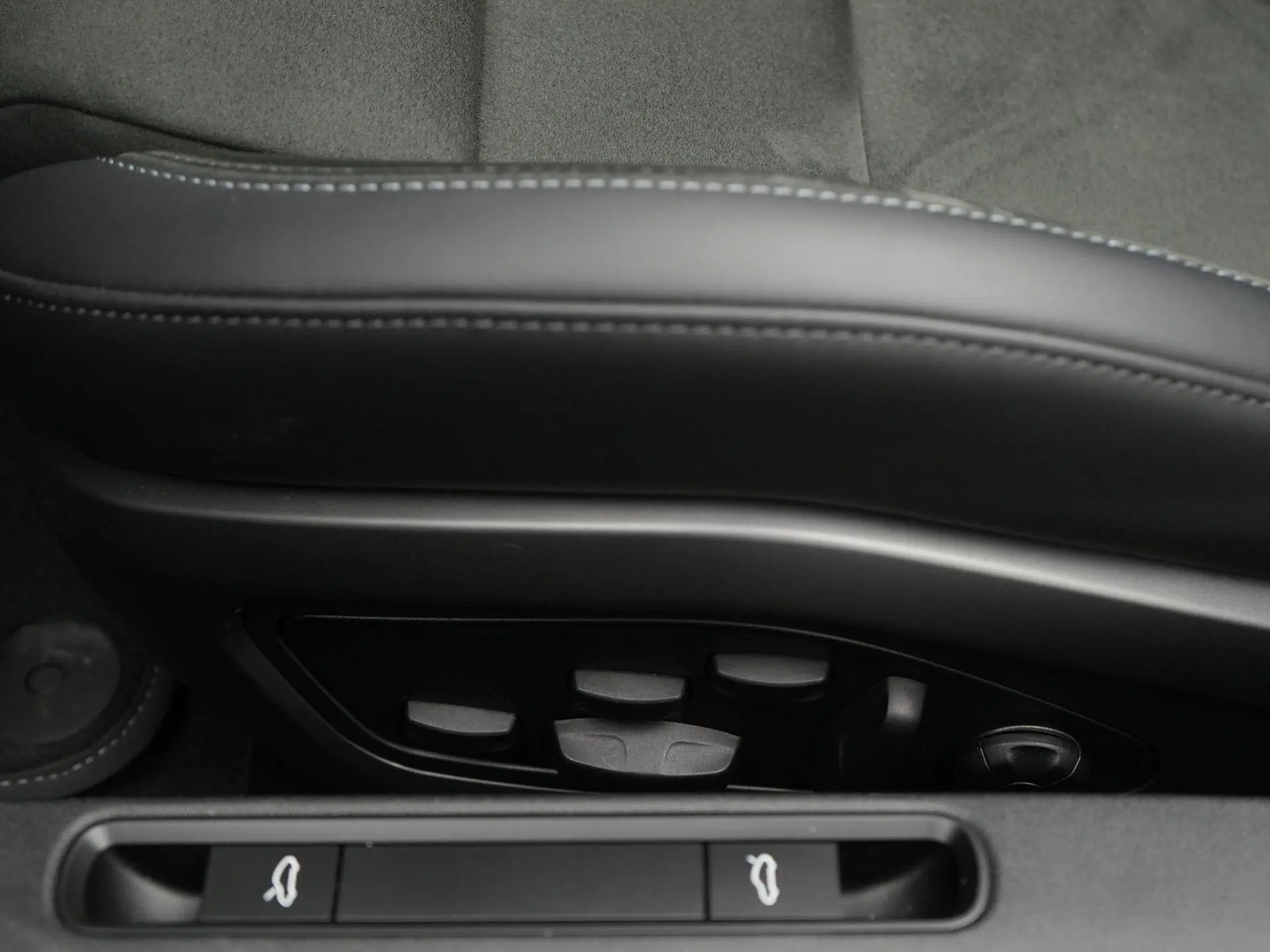 911 Carrera 4 GTS Cabriolet