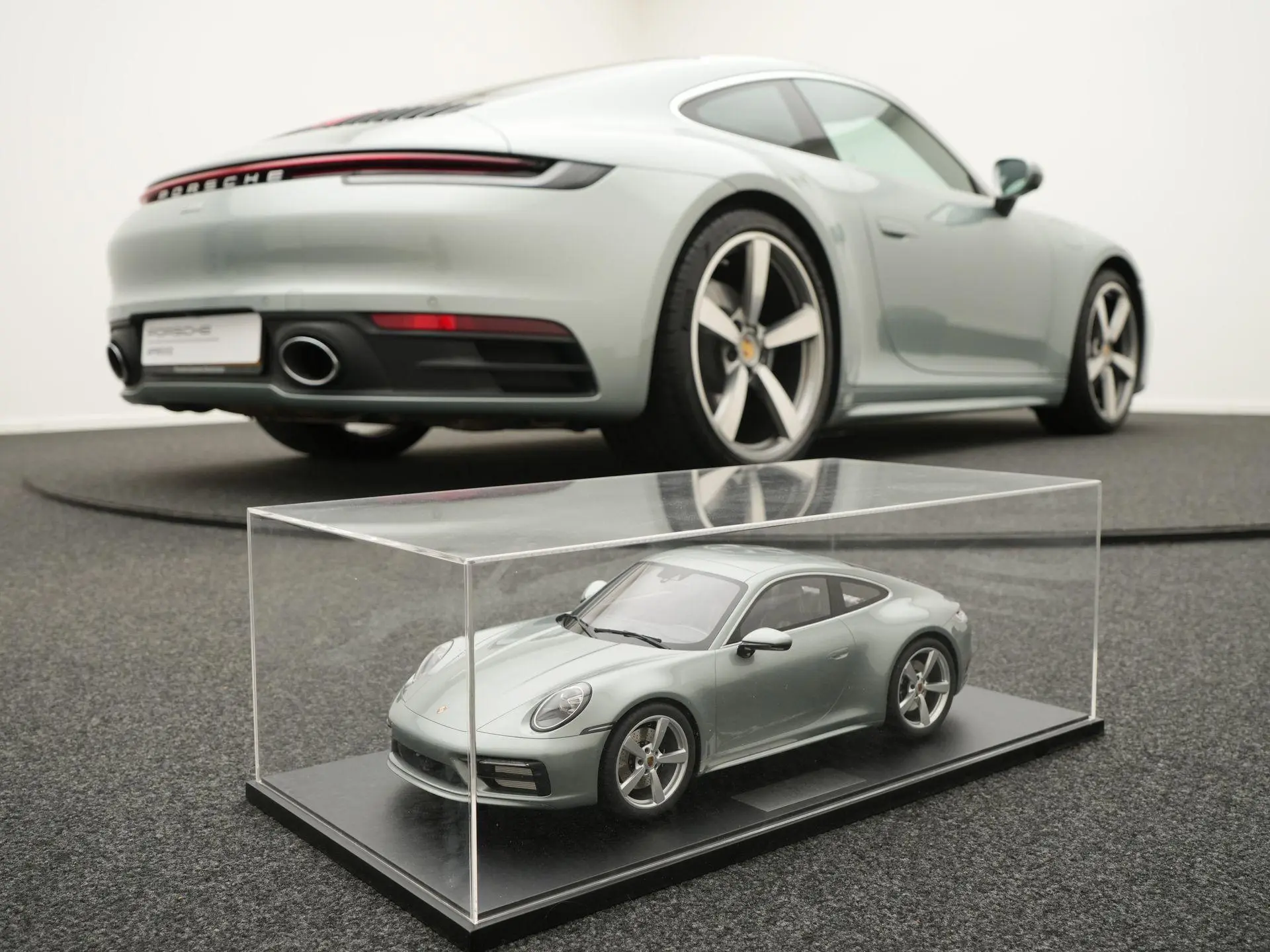 911 3.0 Carrera 4 S Ben Pon Jr. Edition 18/20