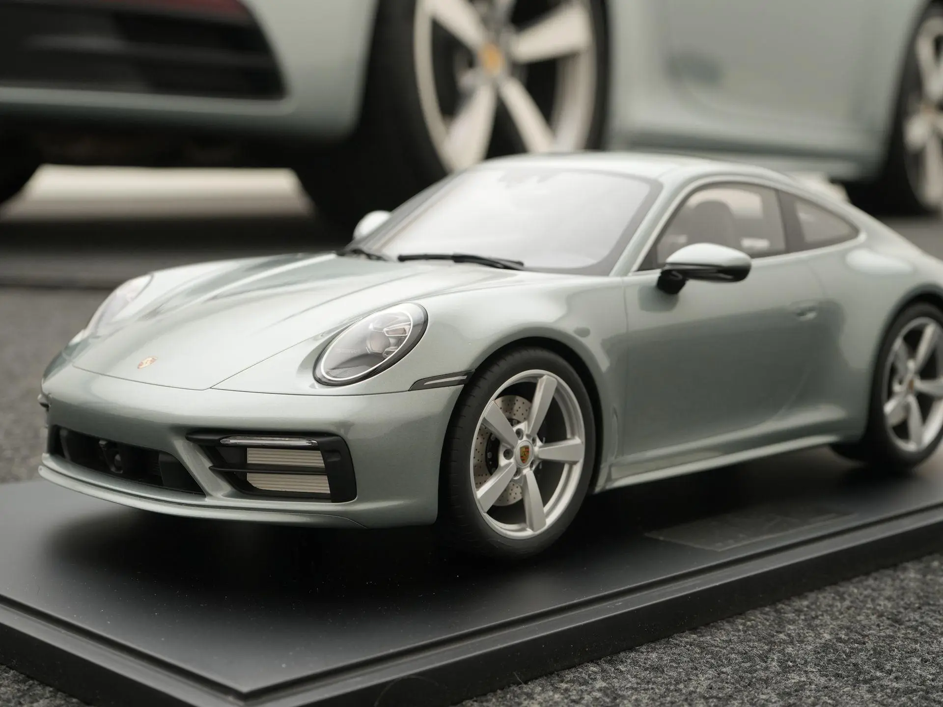 911 3.0 Carrera 4 S Ben Pon Jr. Edition 18/20