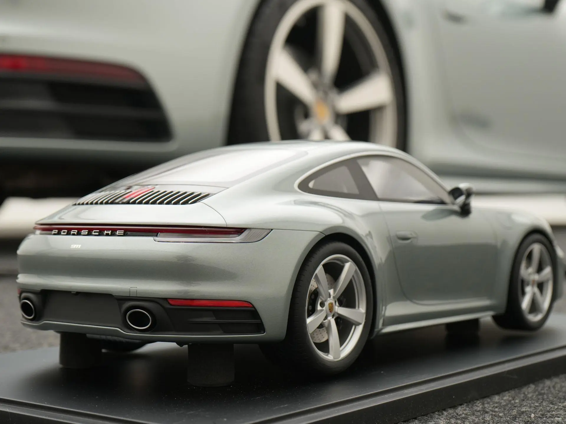 911 3.0 Carrera 4 S Ben Pon Jr. Edition 18/20