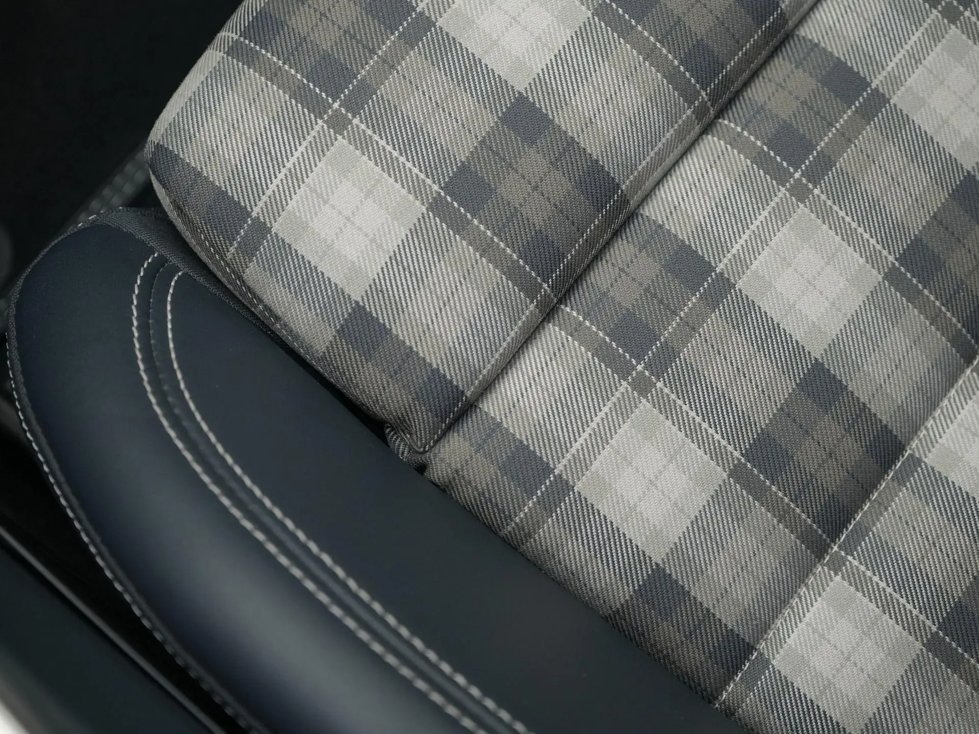 911 3.0 Carrera 4 S Ben Pon Jr. Edition 18/20