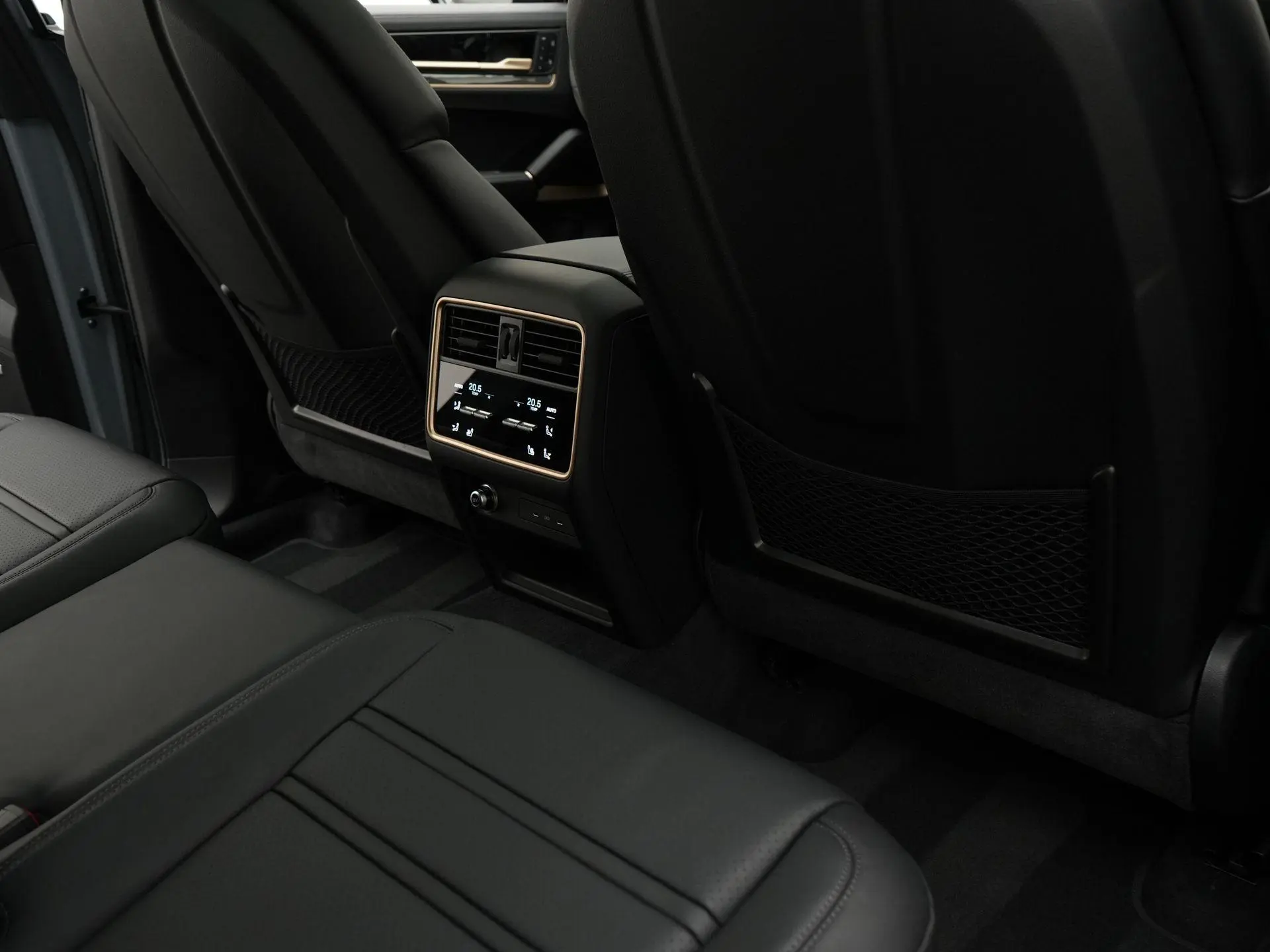 Cayenne Coupé E-Hybrid