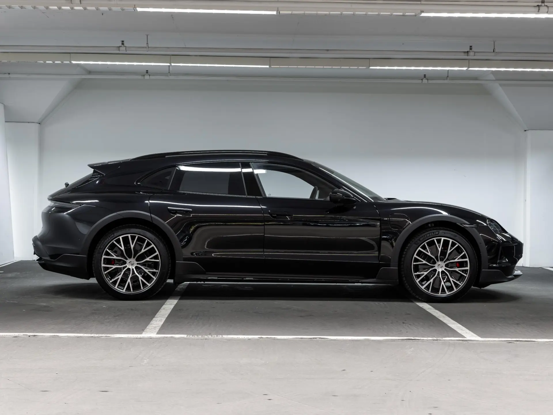 Taycan 4S Cross Turismo 