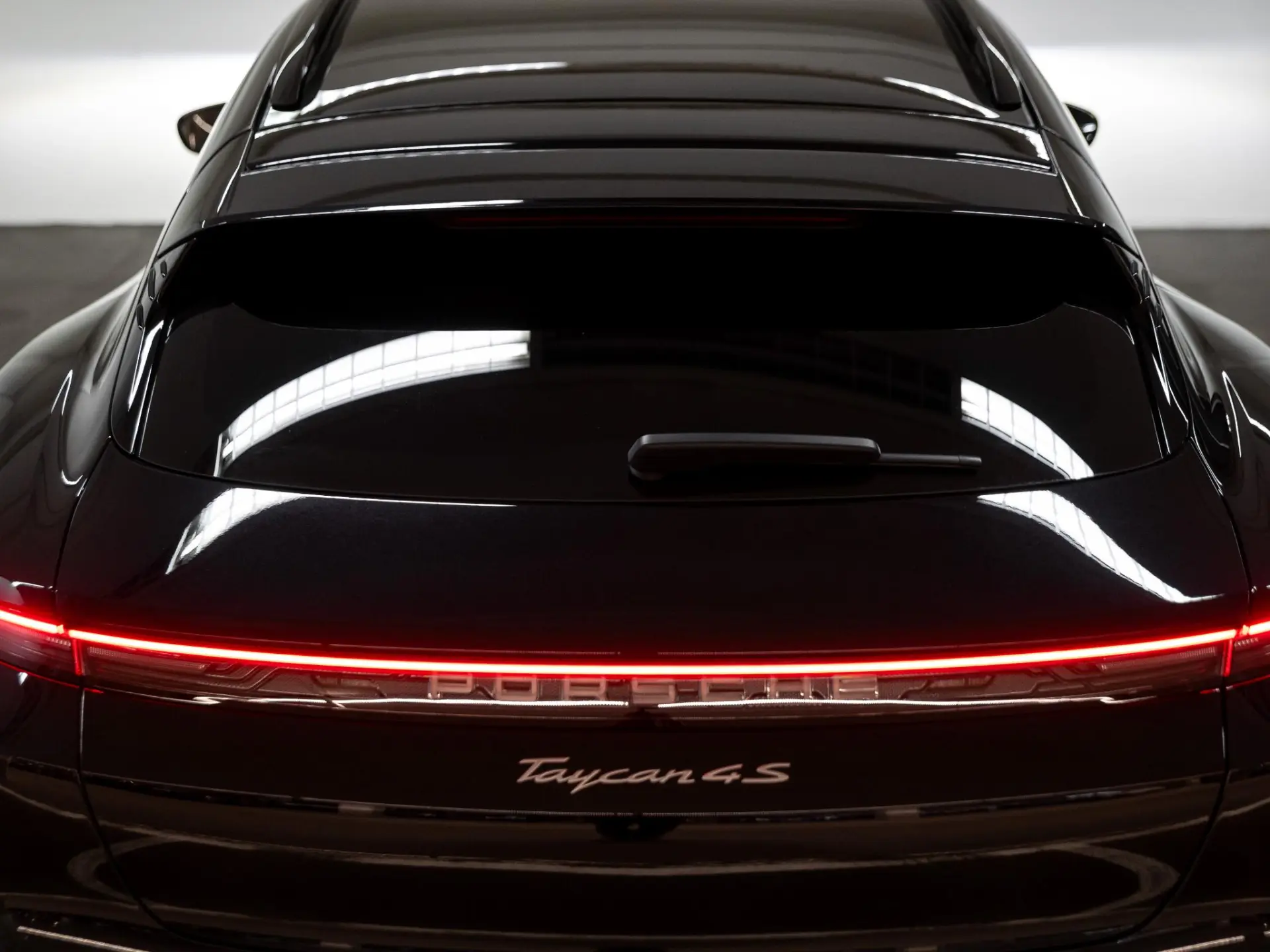 Taycan 4S Cross Turismo 