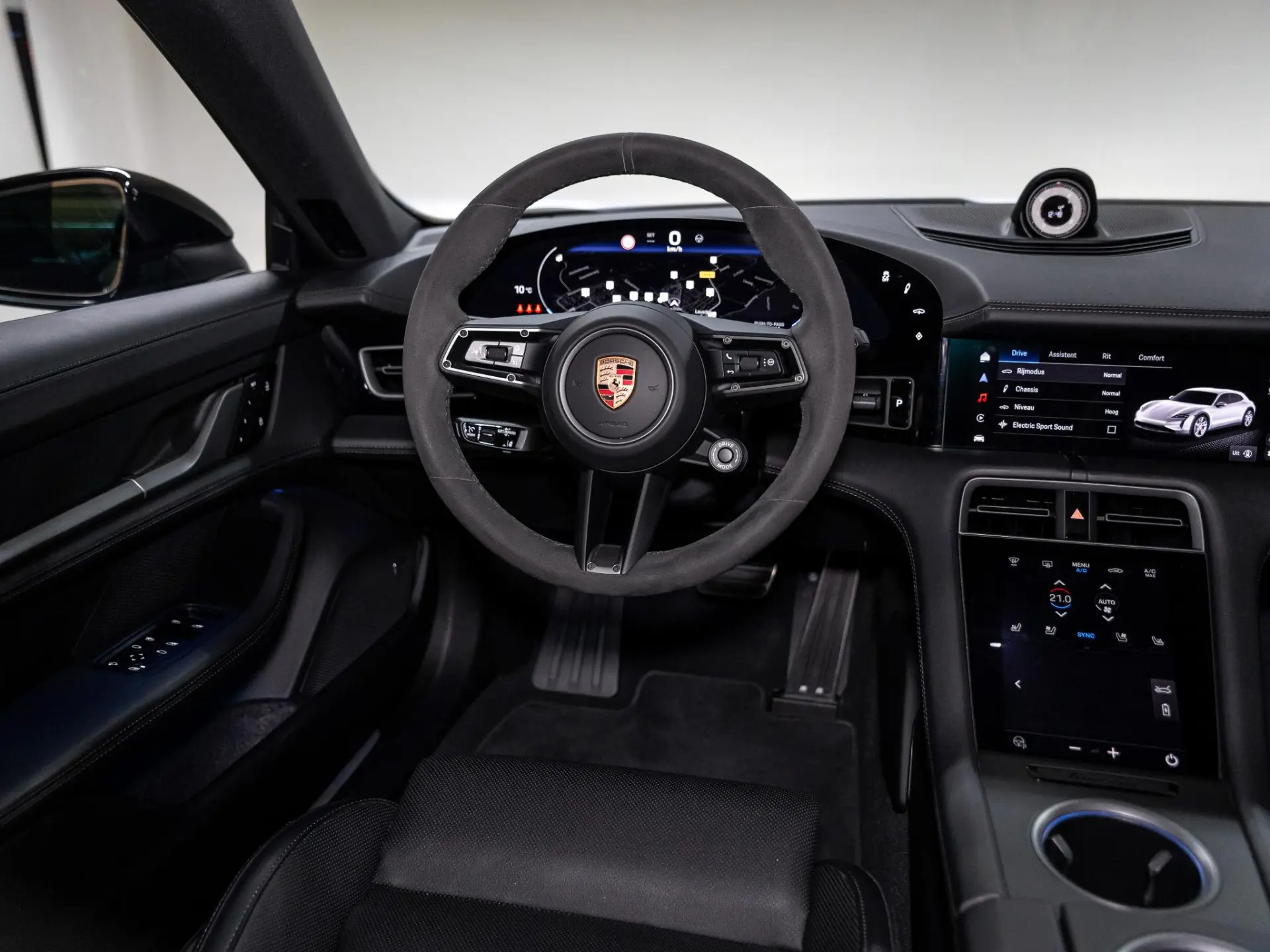 Taycan 4S Cross Turismo 