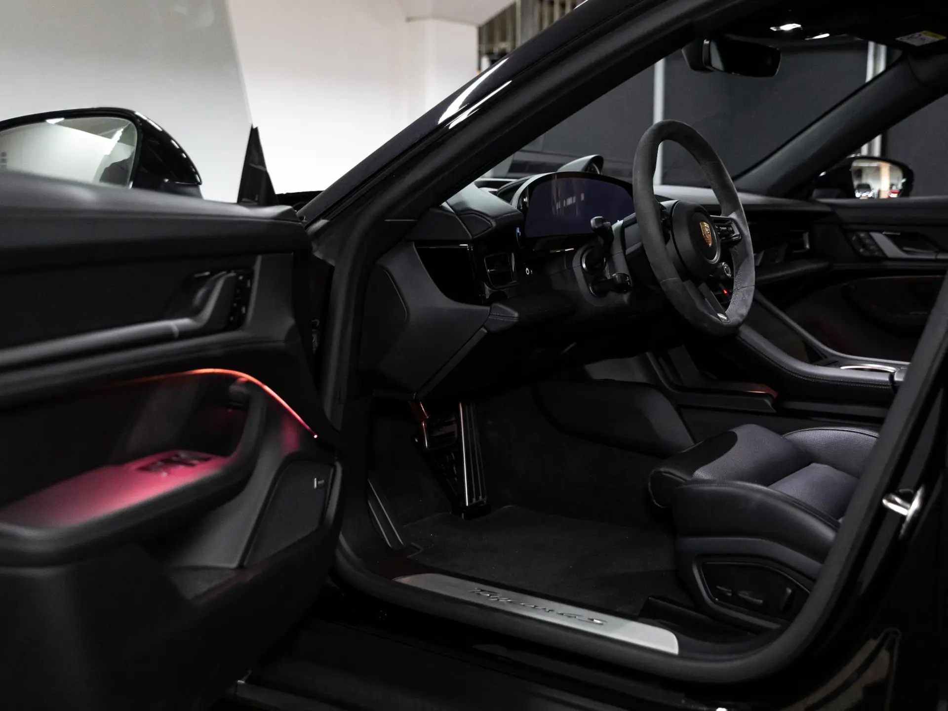 Taycan 4S Cross Turismo 