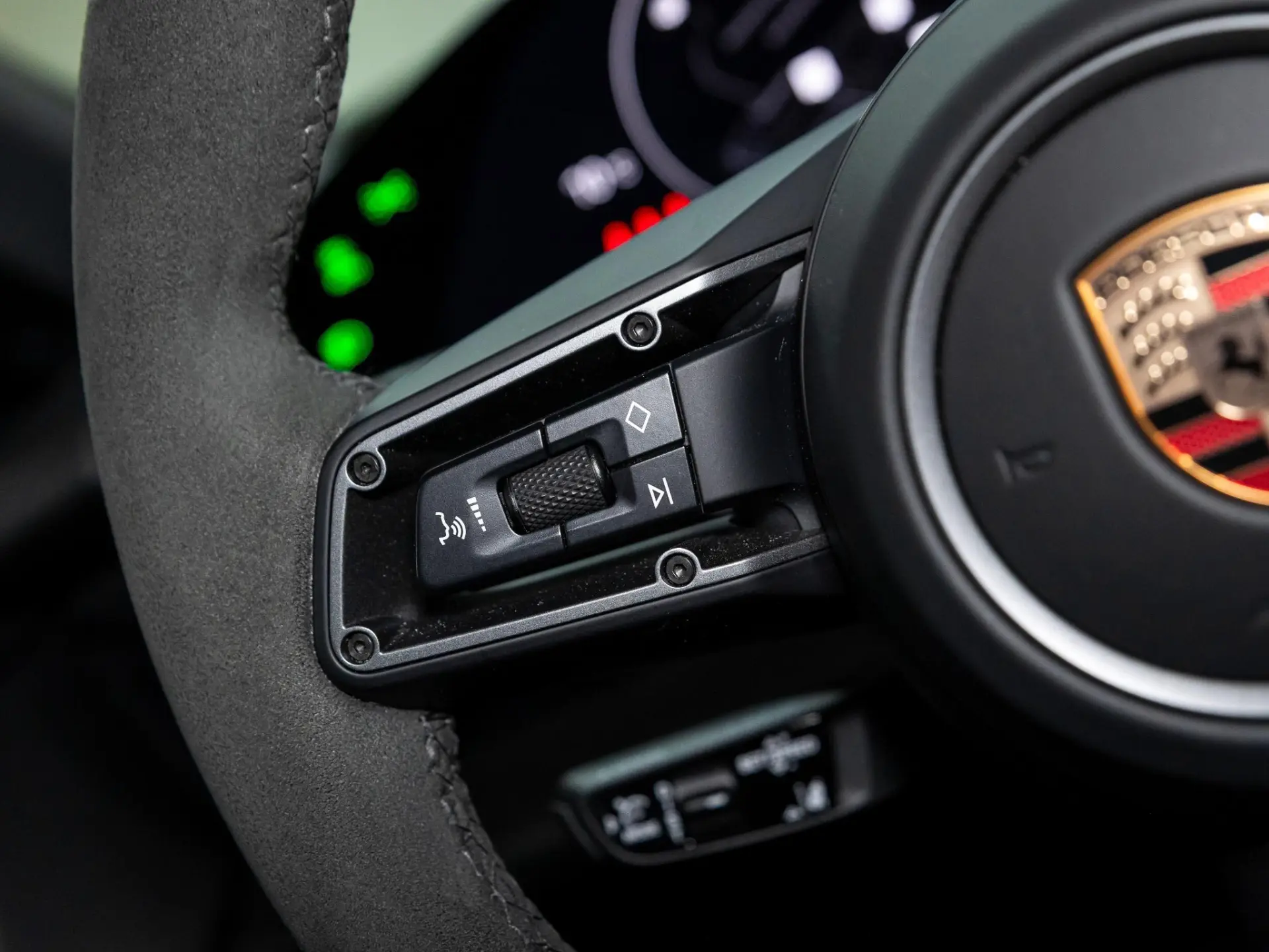 Taycan 4S Cross Turismo 