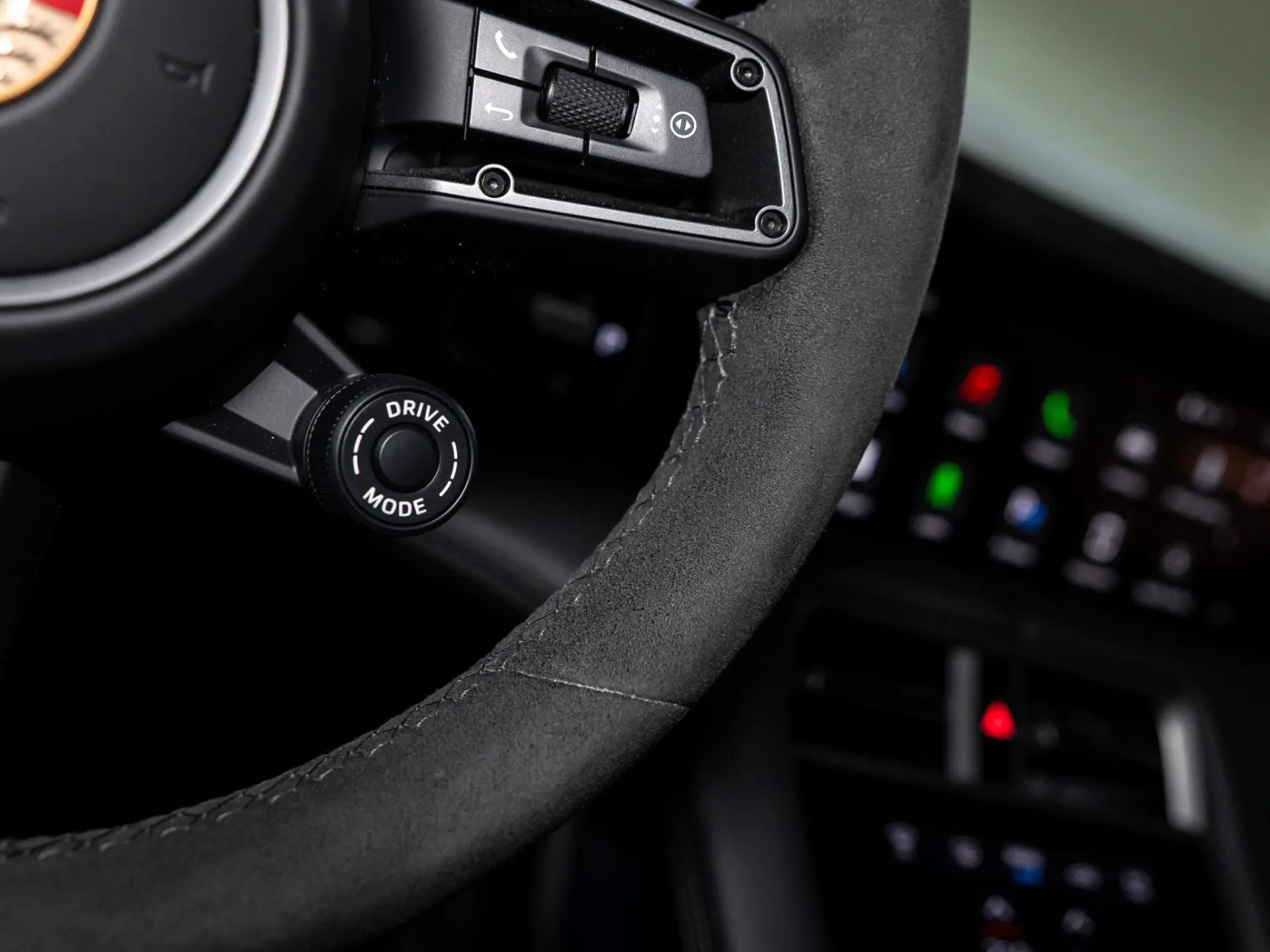 Taycan 4S Cross Turismo 