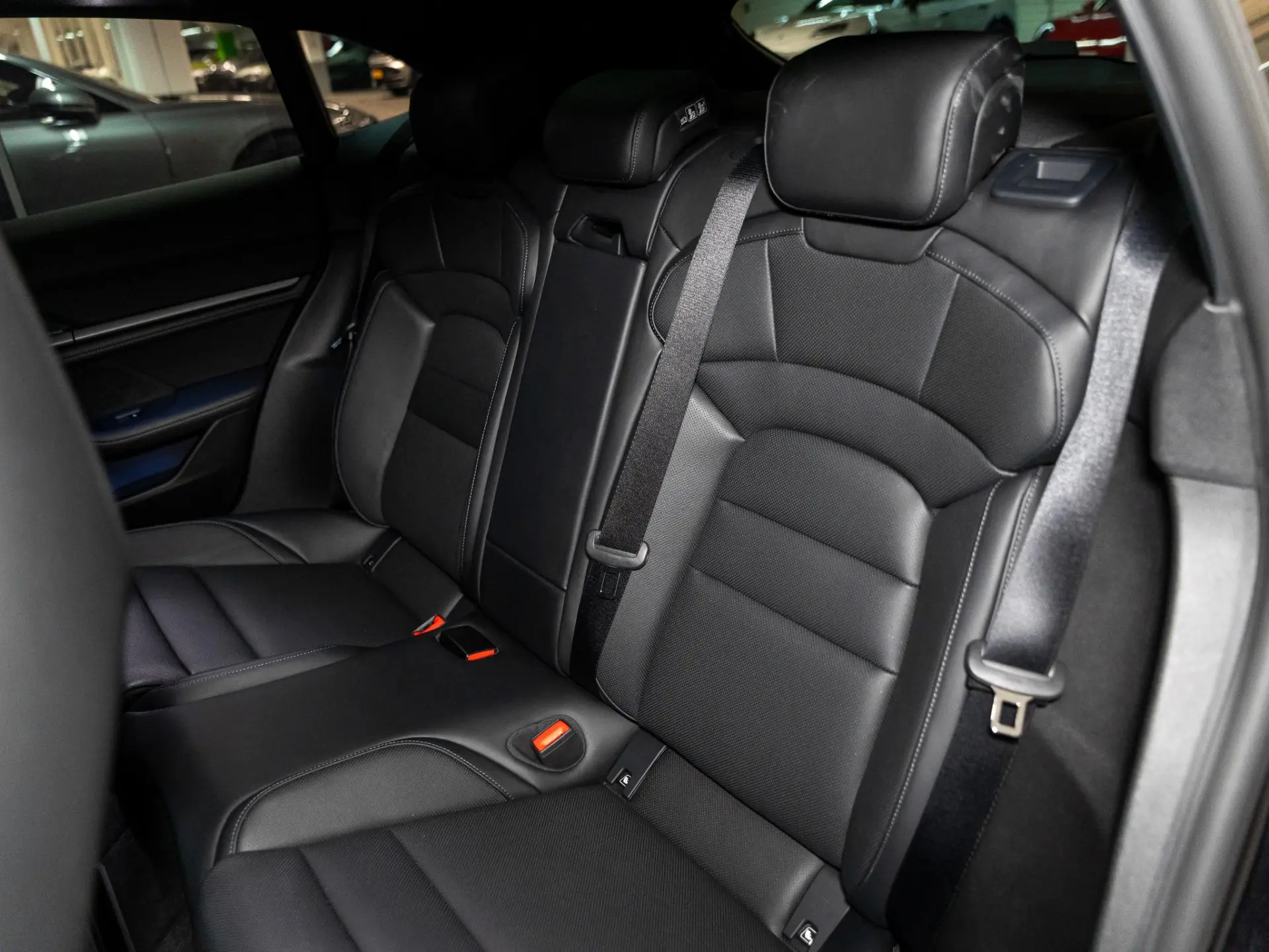 Taycan 4S Cross Turismo 