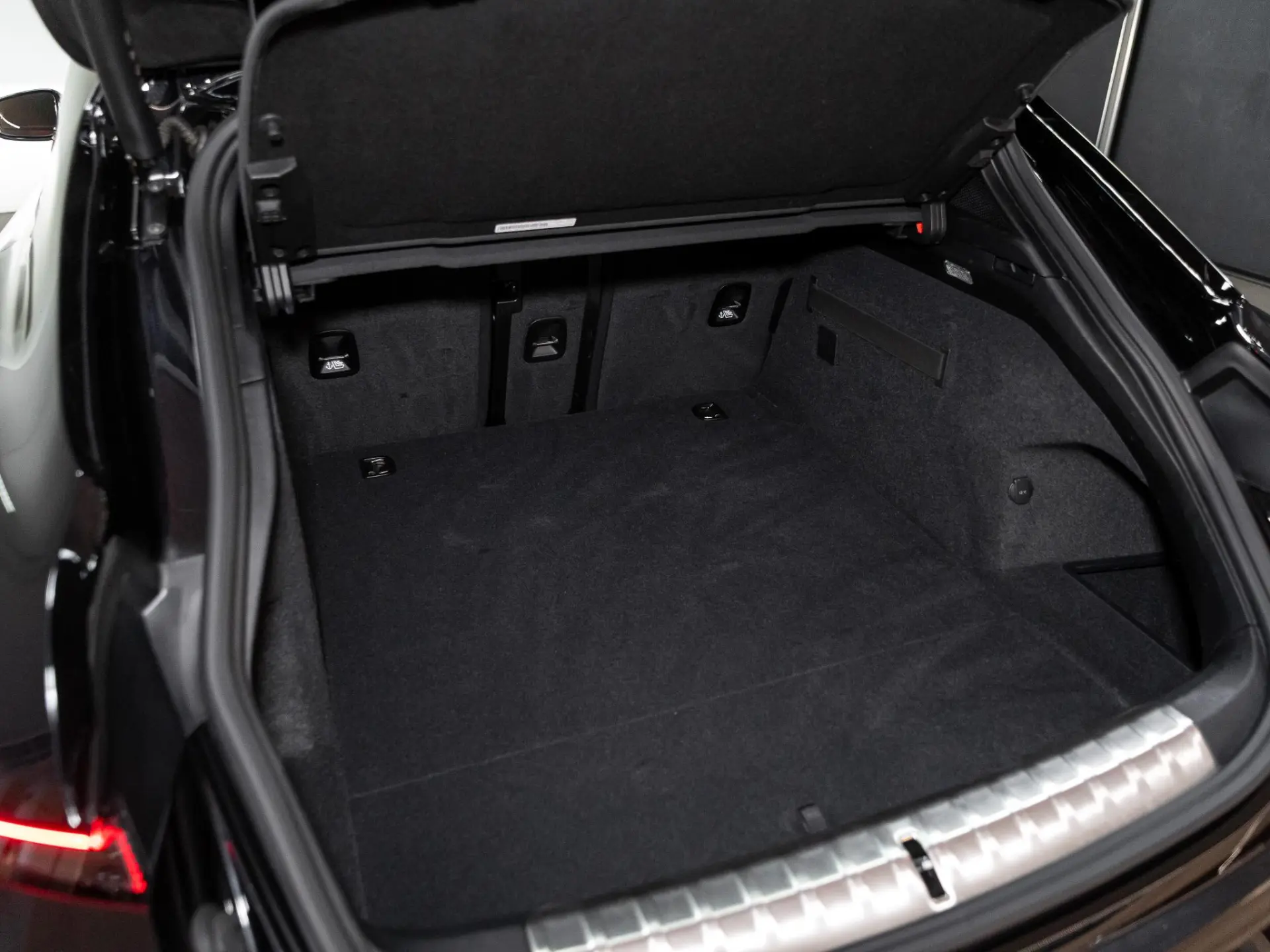 Taycan 4S Cross Turismo 