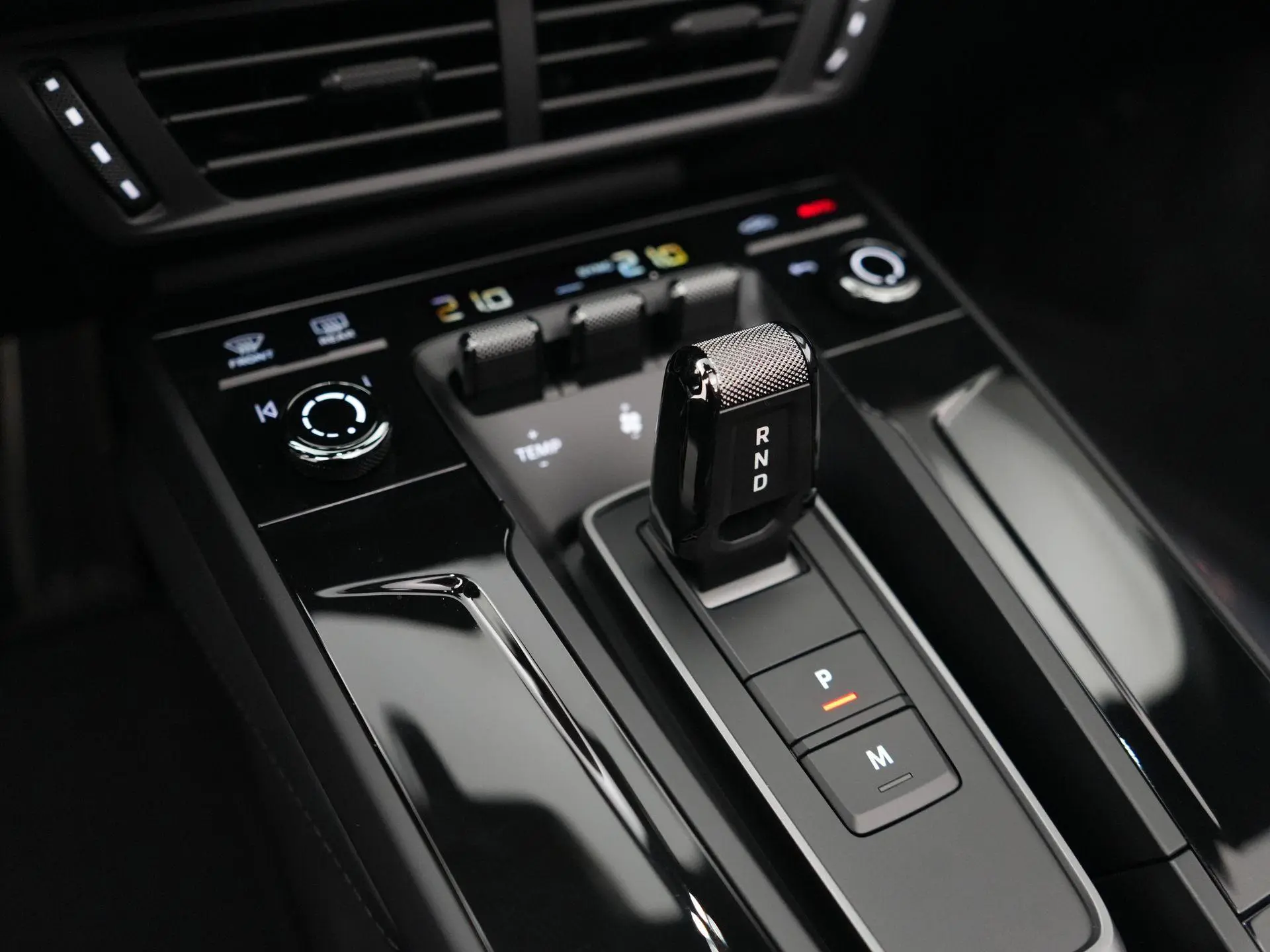 911 Carrera 4 GTS Cabriolet