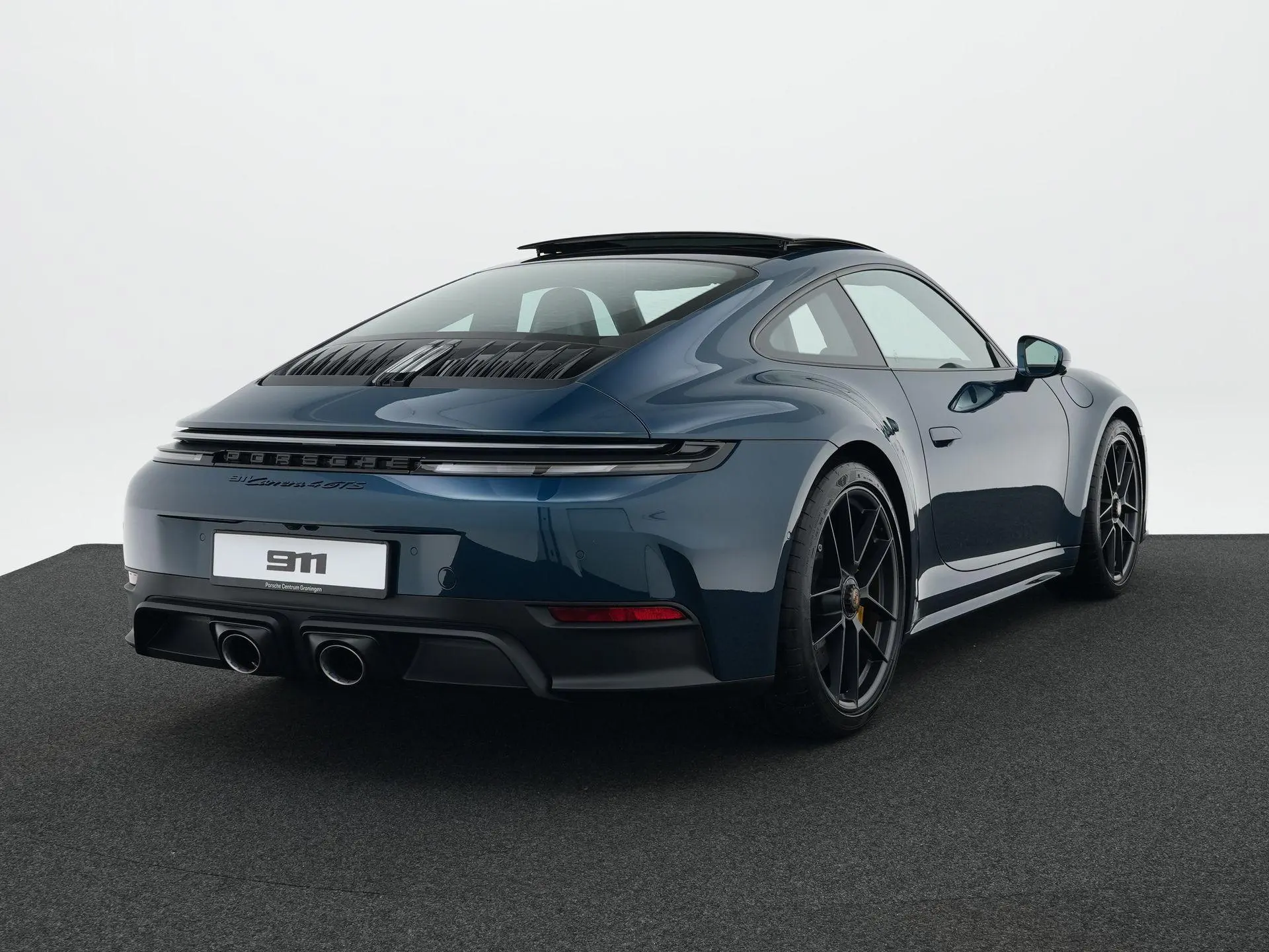 911 Carrera 4 GTS