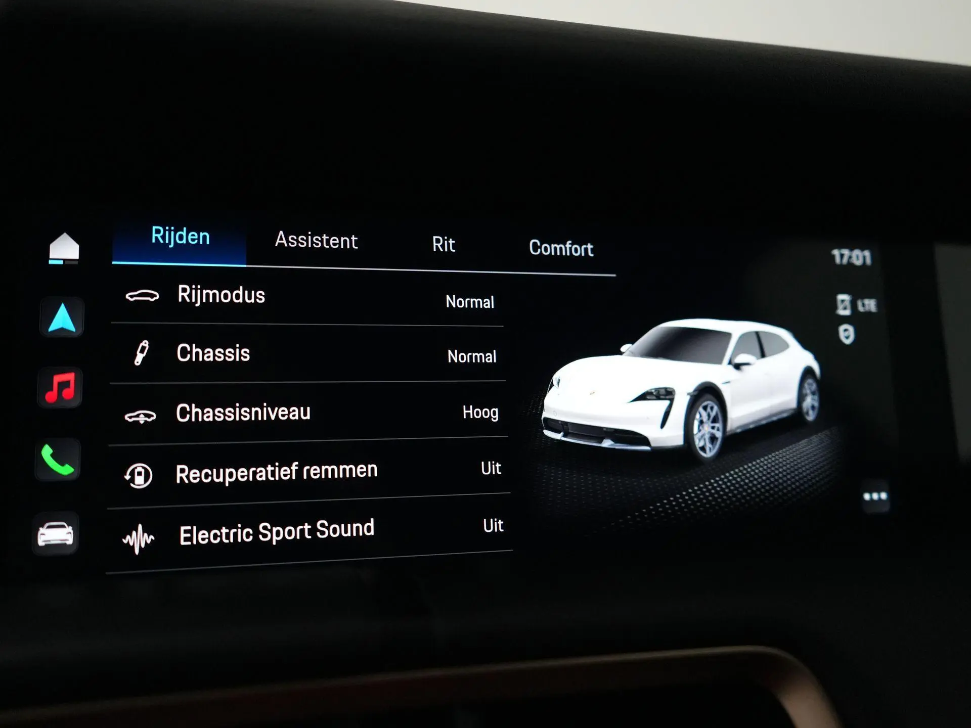 Taycan Cross Turismo 4