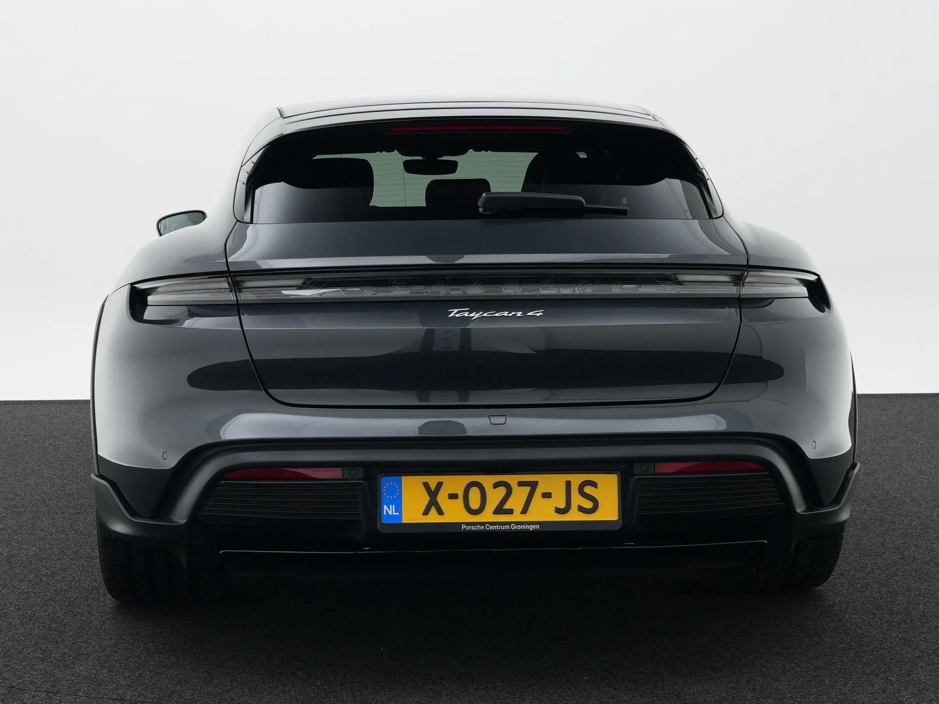 Taycan Cross Turismo 4