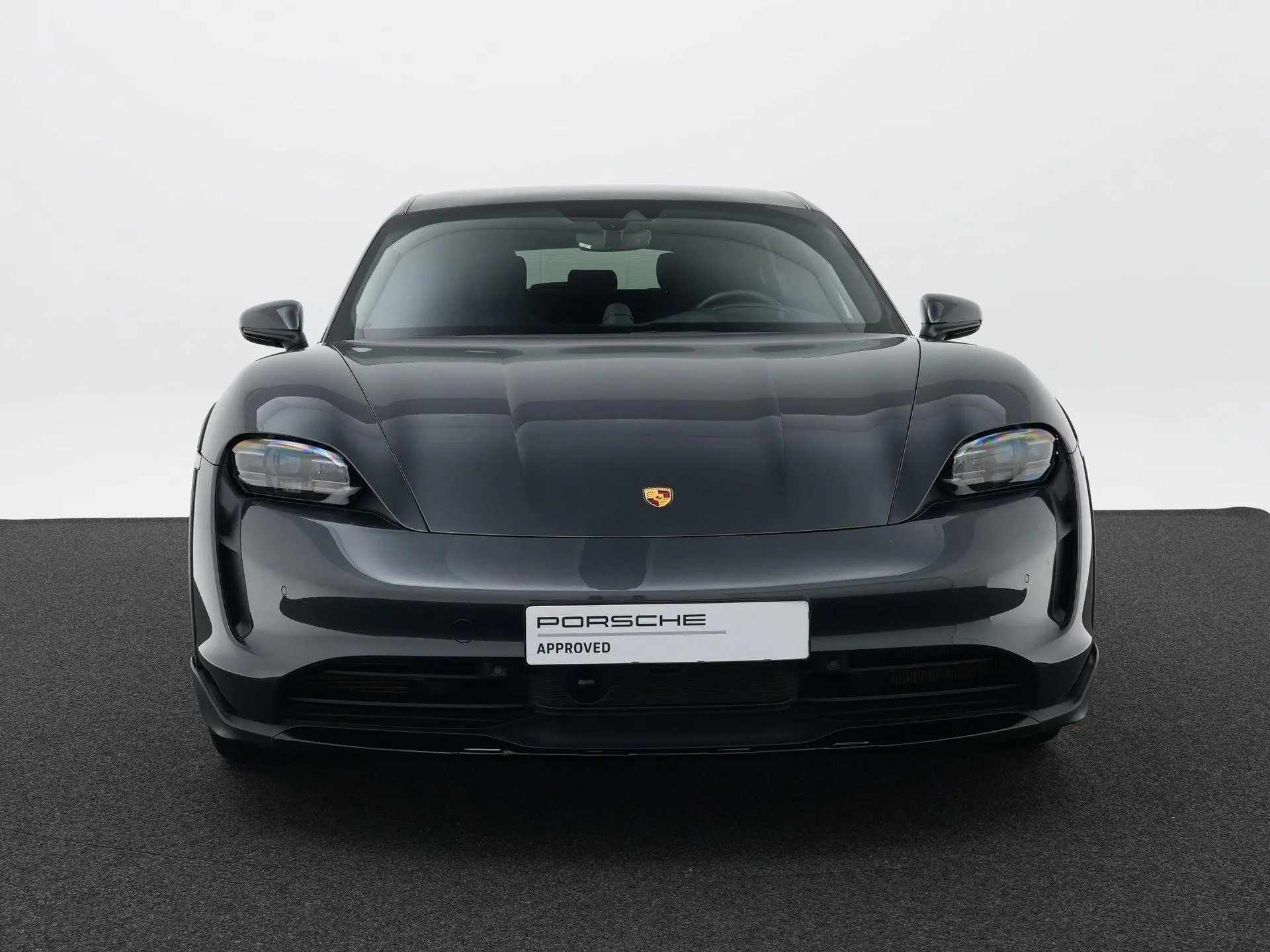 Taycan Cross Turismo 4